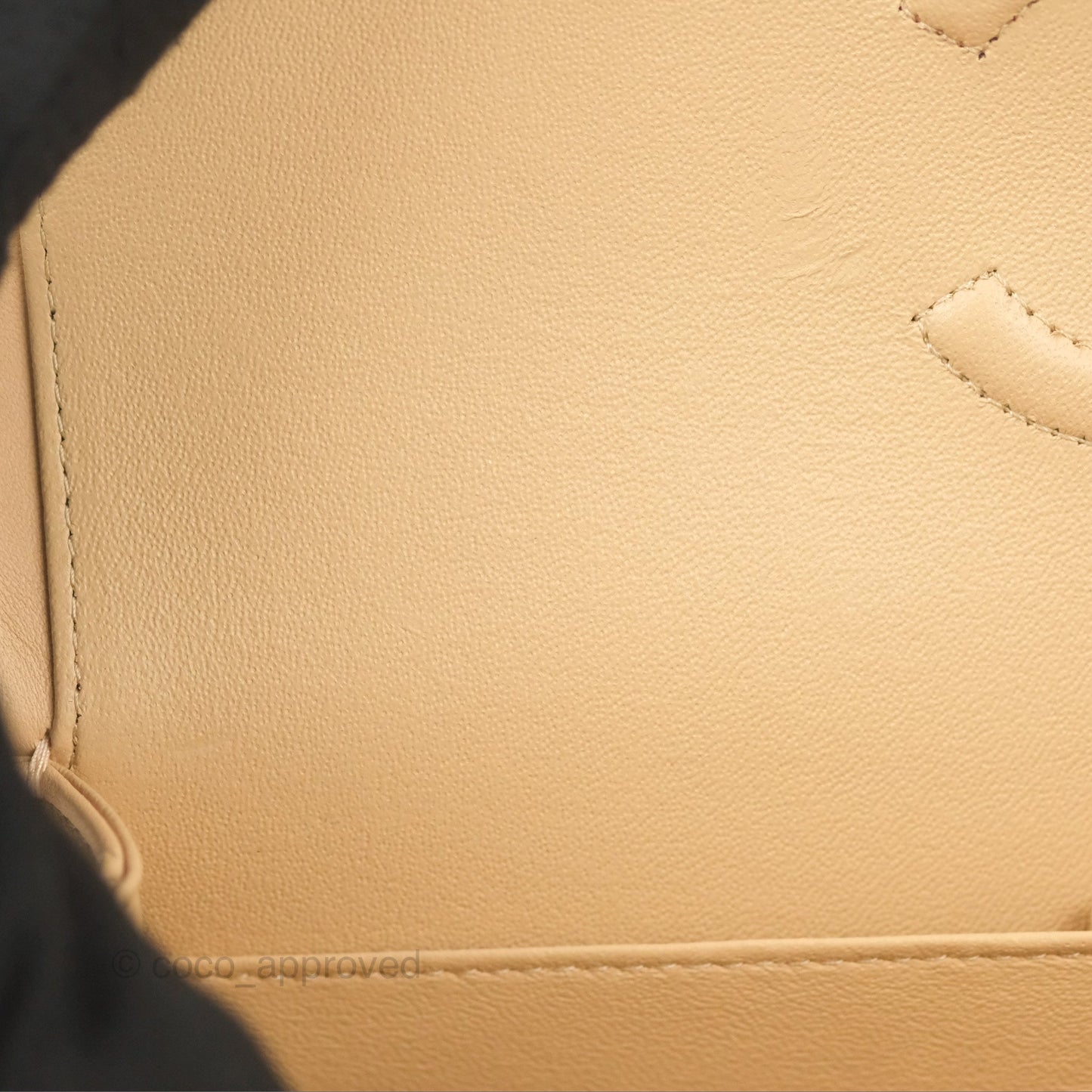 Chanel Classic M/L Medium Flap Quilted Beige Lambskin Gold Hardware