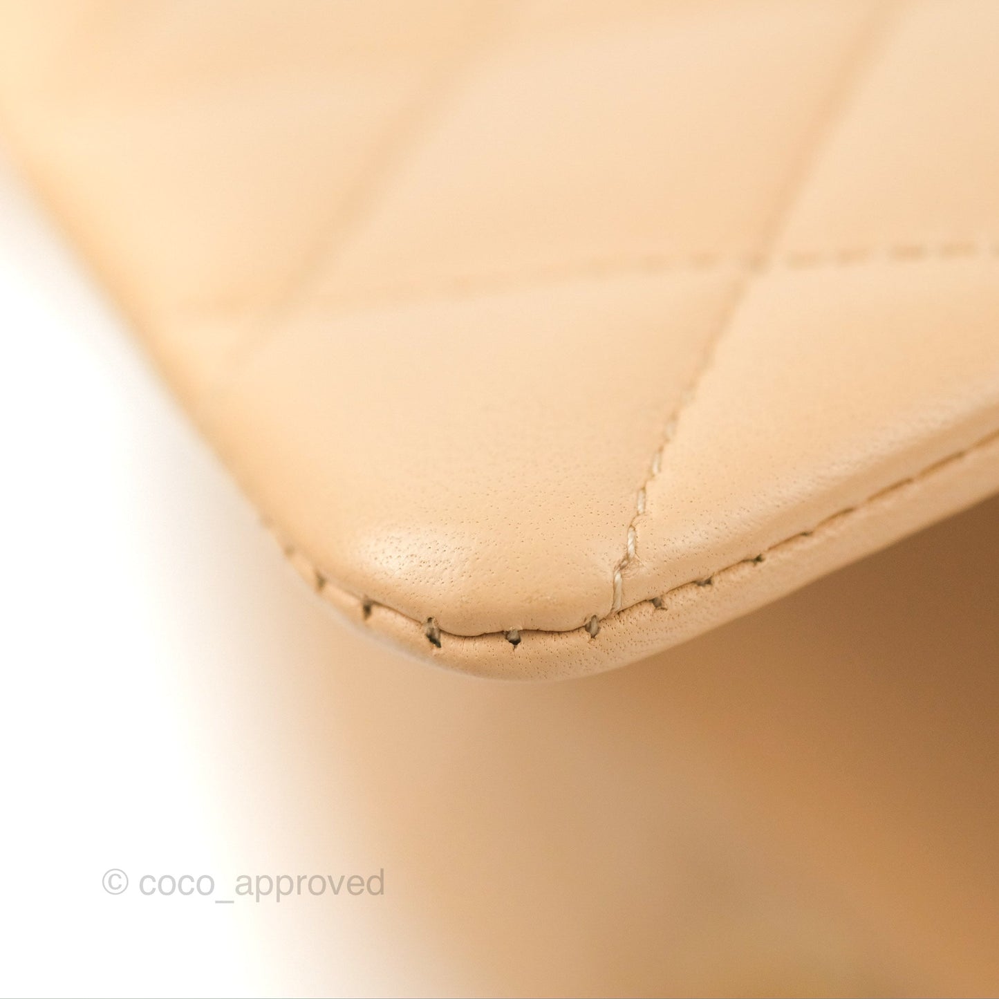 Chanel Classic M/L Medium Flap Quilted Beige Lambskin Gold Hardware