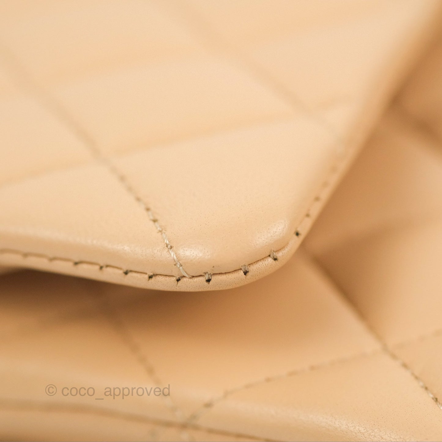 Chanel Classic M/L Medium Flap Quilted Beige Lambskin Gold Hardware