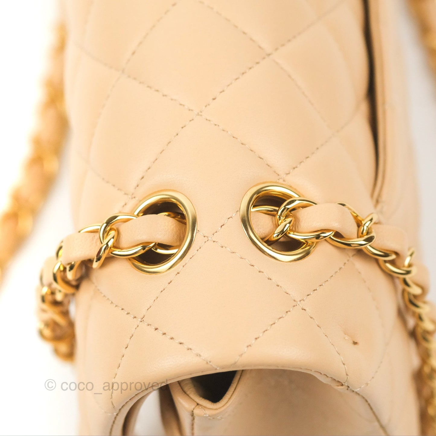 Chanel Classic M/L Medium Flap Quilted Beige Lambskin Gold Hardware