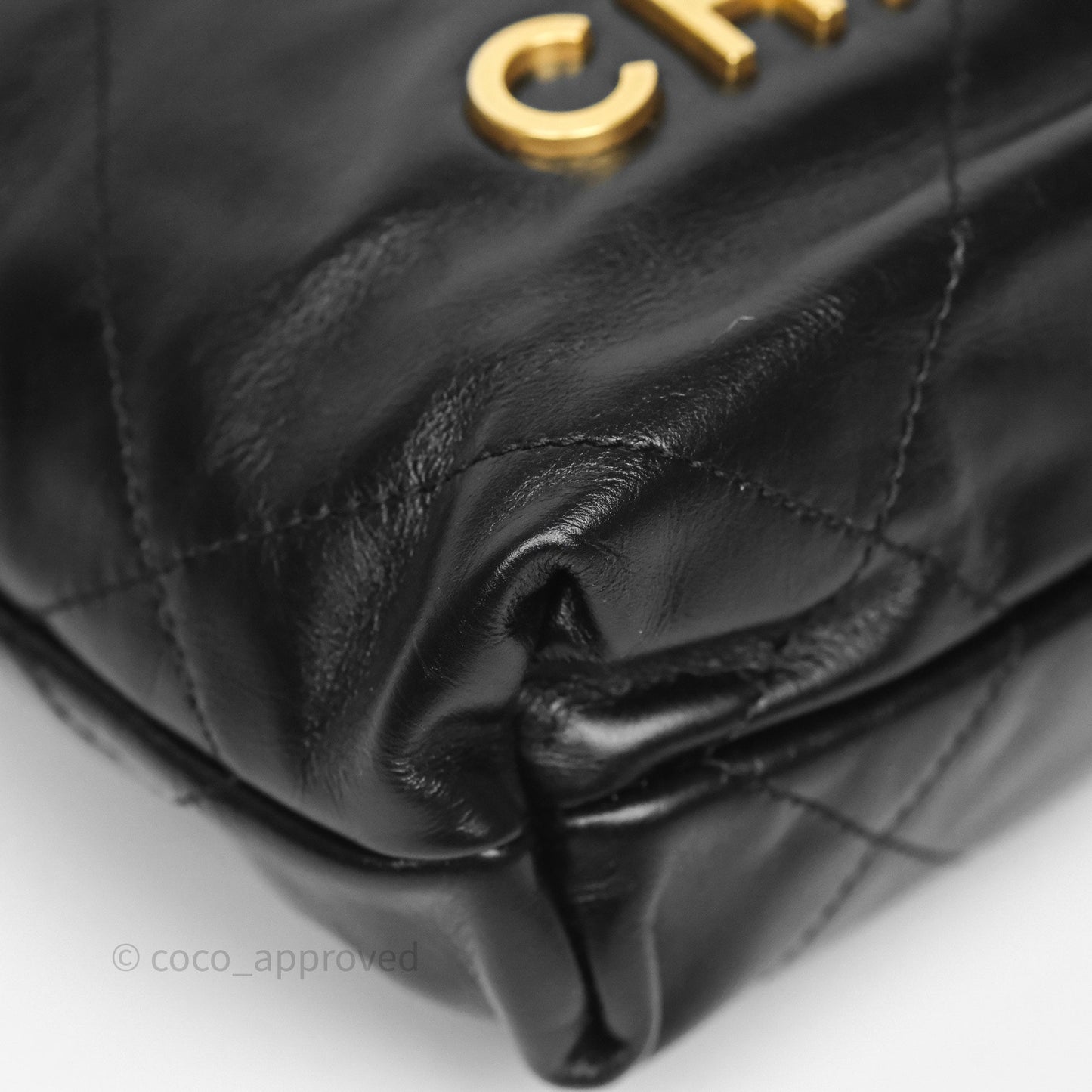 Chanel 22 Mini Bag Black Crumpled Calfskin Aged Gold Hardware