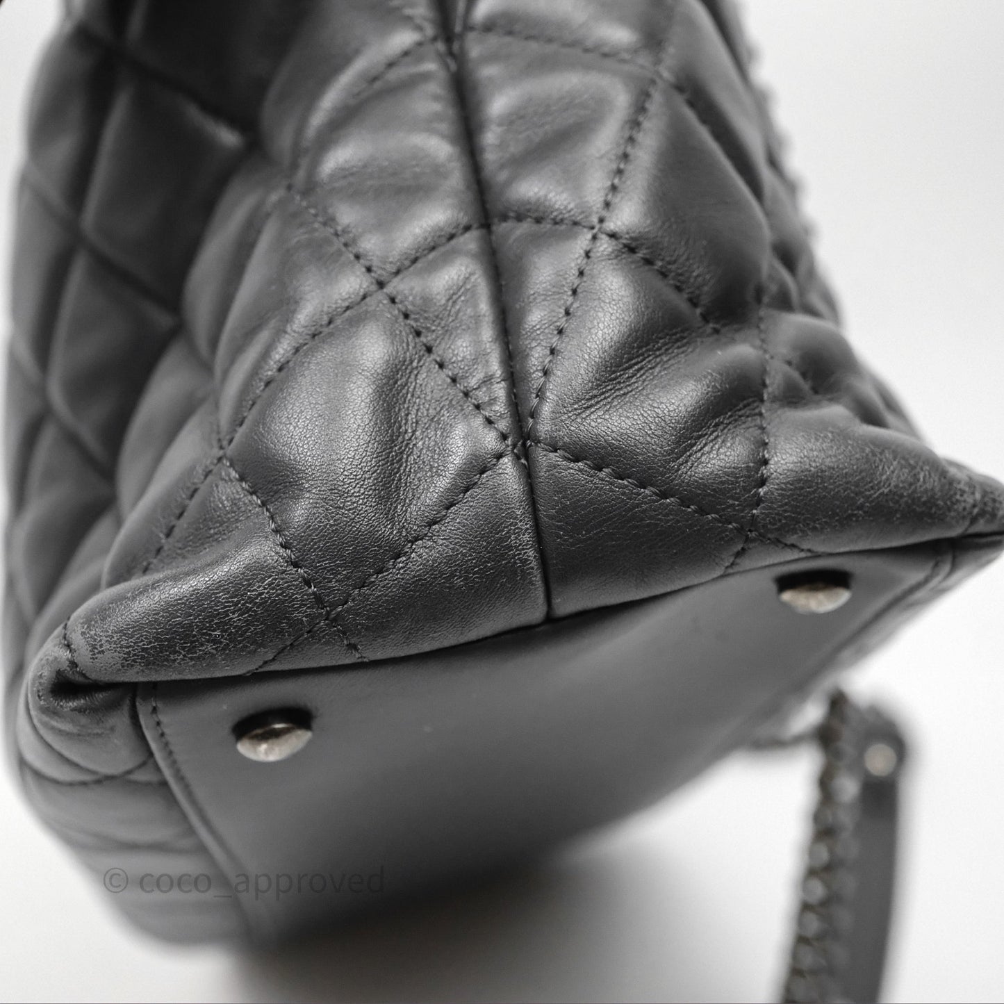 Chanel Classic Vintage Double Flap M/L Black Lambskin Gold Hardware