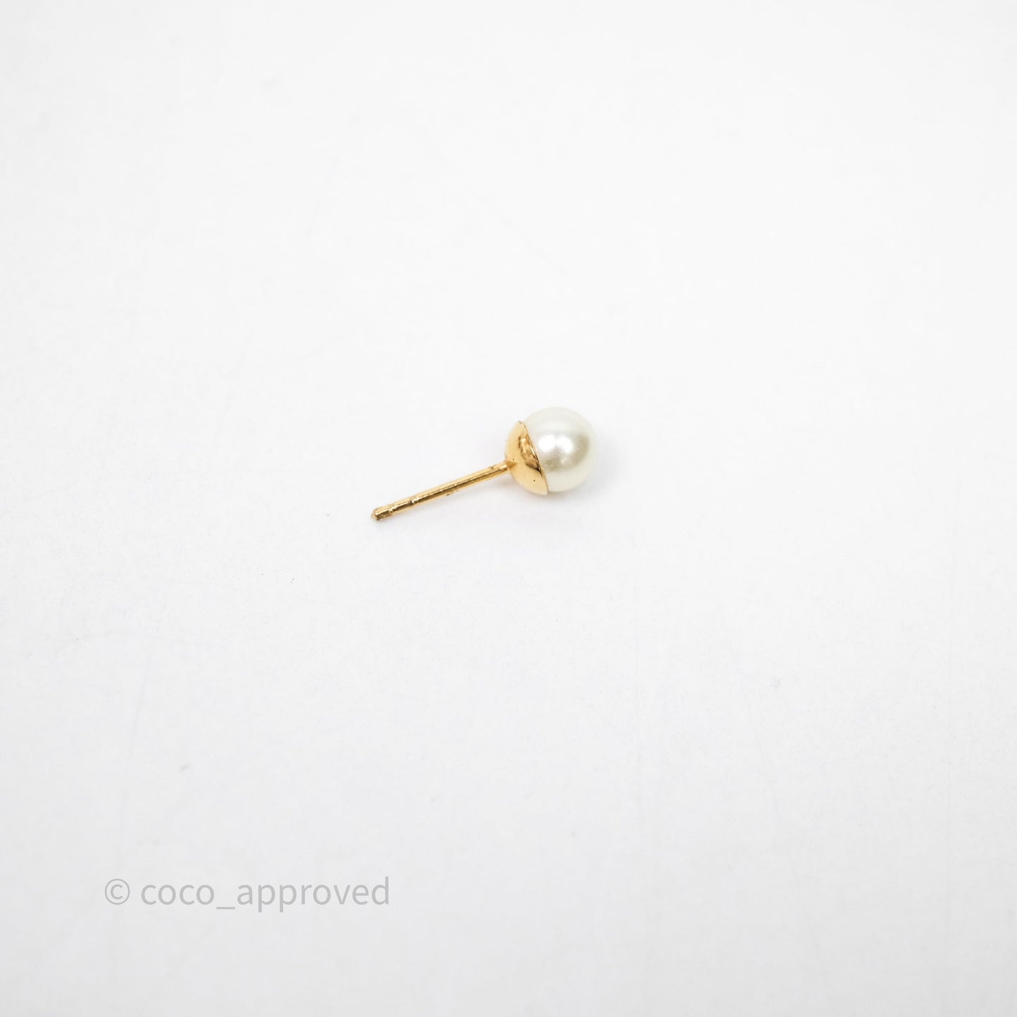 Christian Dior Pearl Tribales CD Drop Star Earrings Gold Tone