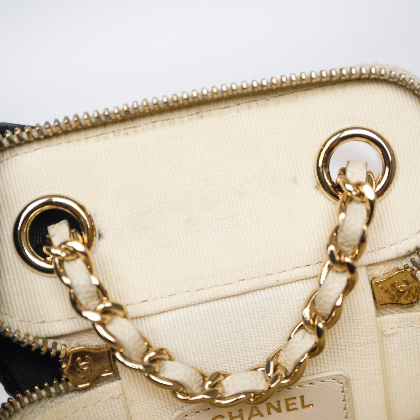 Chanel Classic Mini Vanity With Chain Light Beige Caviar Gold Hardware