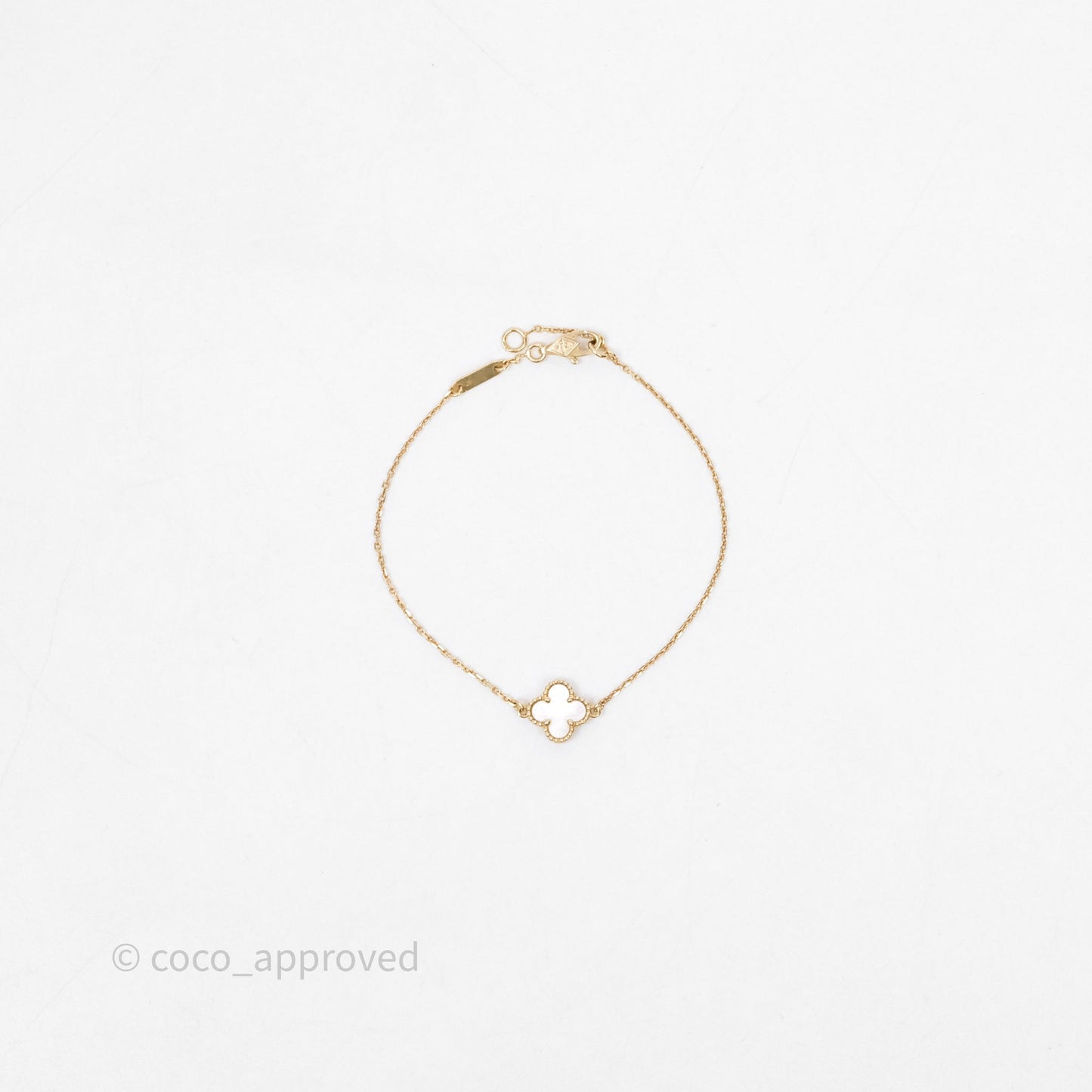 Van Cleef & Arpels Sweet Alhambra Pendant Bracelet White Mother-of-pearl Gold