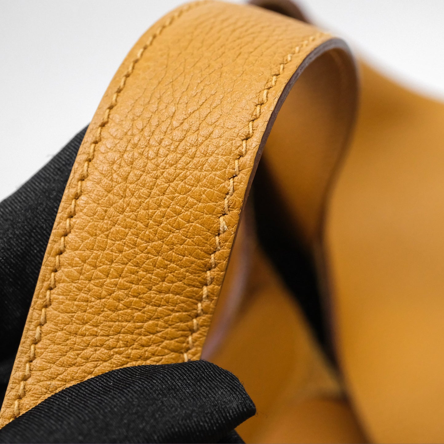 Hermès Picotin 22 Sesame 2S Taurillon Maurice Gold Hardware