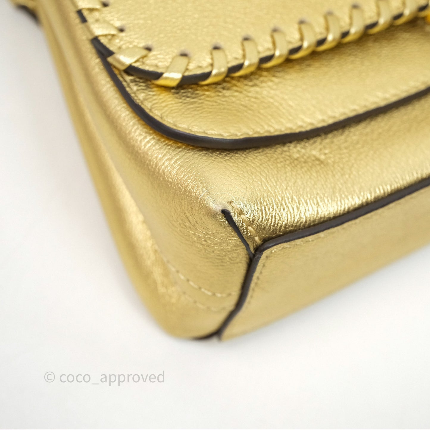 Louis Vuitton Very Chain Gold Bag Gold Hardware