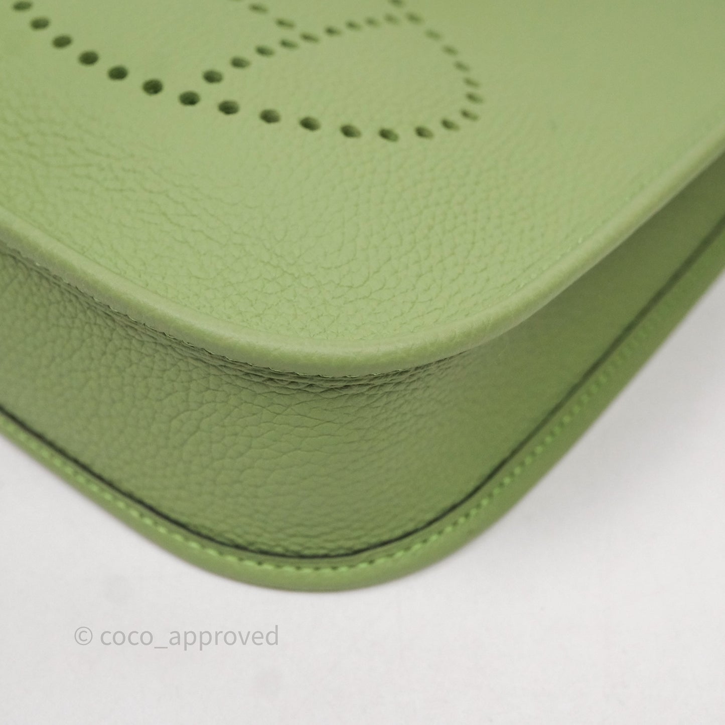 Hermès Mini Evelyne 16 Amazone Vert Criquet Clemence Gold Hardware