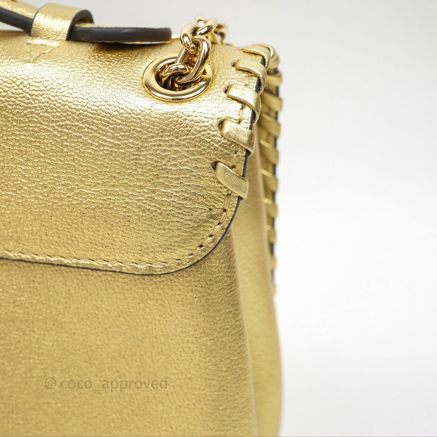 Louis Vuitton Very Chain Gold Bag Gold Hardware