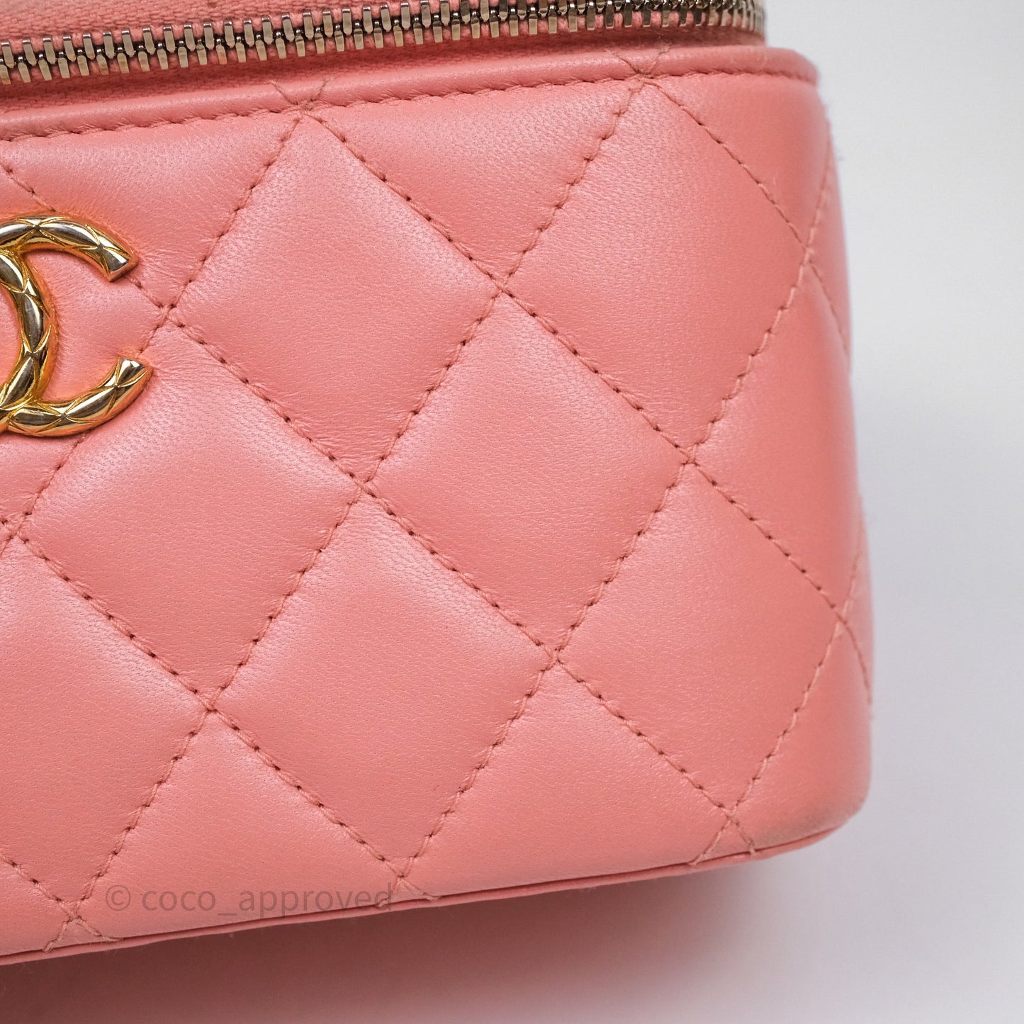 Chanel Quilted Vanity With Chain Pink Gold Hardware