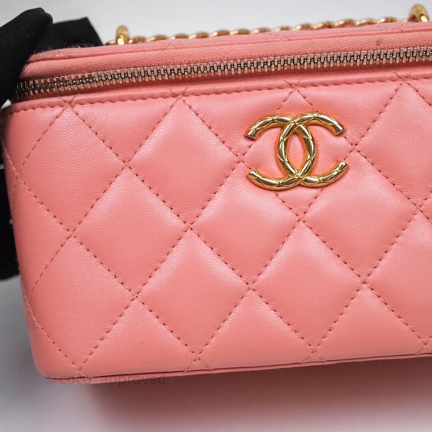 Chanel Quilted Vanity With Chain Pink Gold Hardware