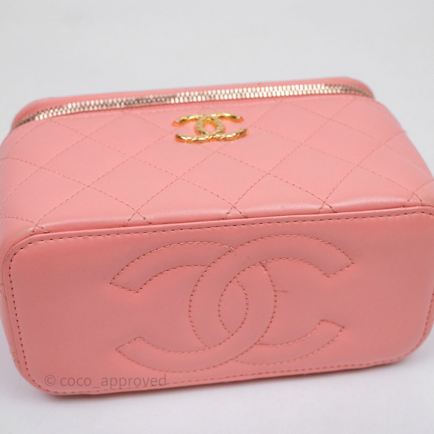 Chanel Quilted Vanity With Chain Pink Gold Hardware