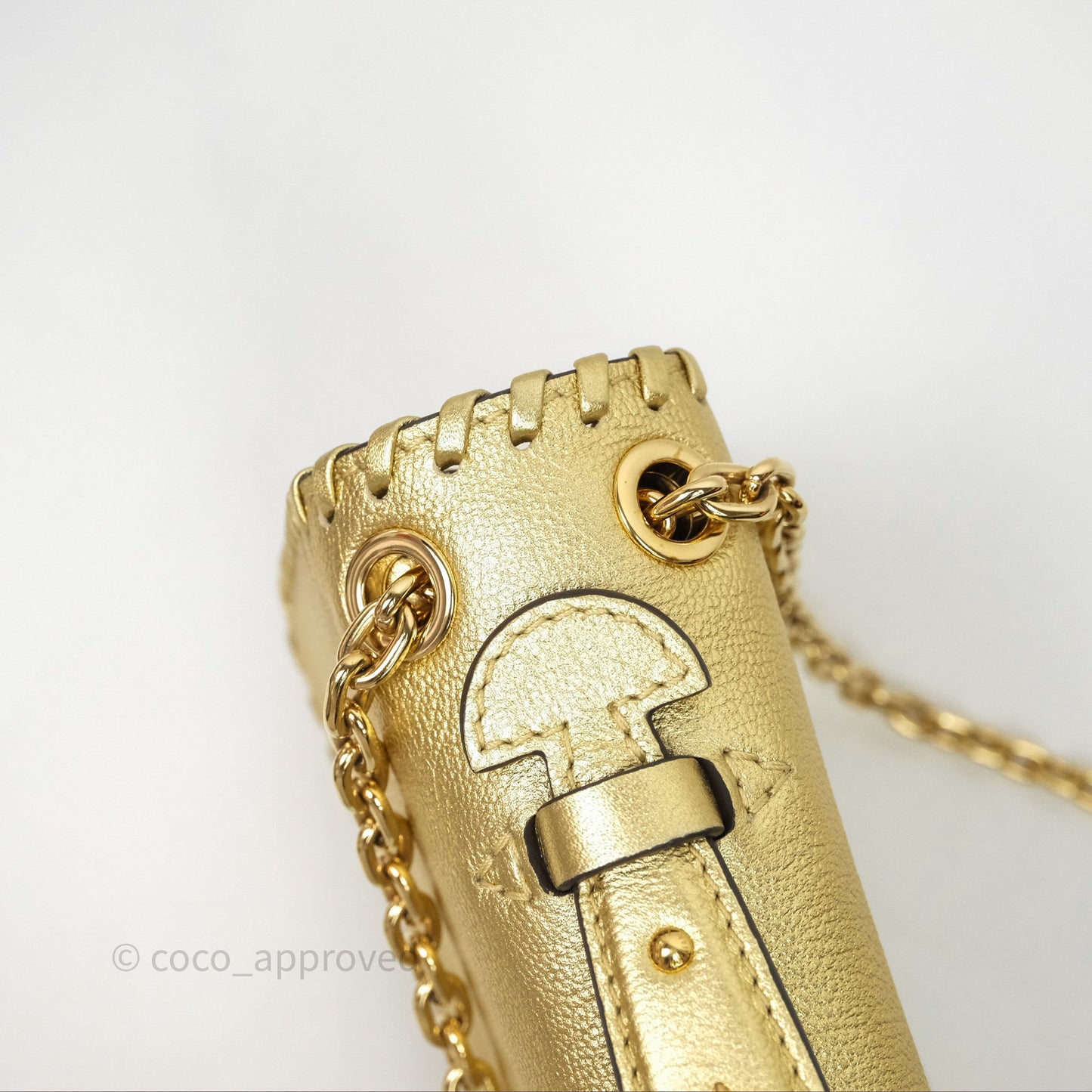 Louis Vuitton Very Chain Gold Bag Gold Hardware