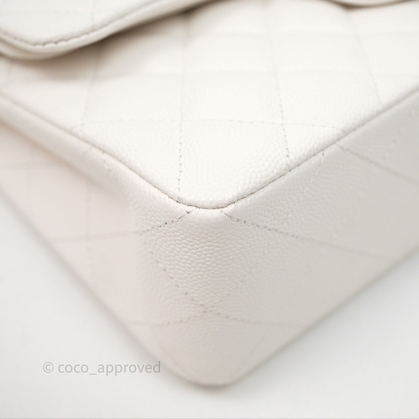 Chanel S/M Small Classic Flap Quilted Ivory White Caviar Gold Hardware