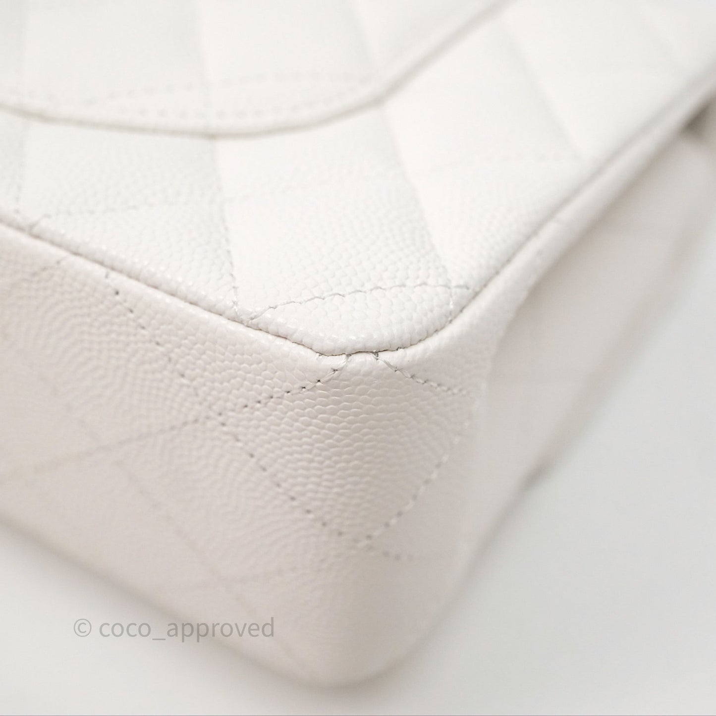 Chanel S/M Small Classic Flap Quilted Ivory White Caviar Gold Hardware