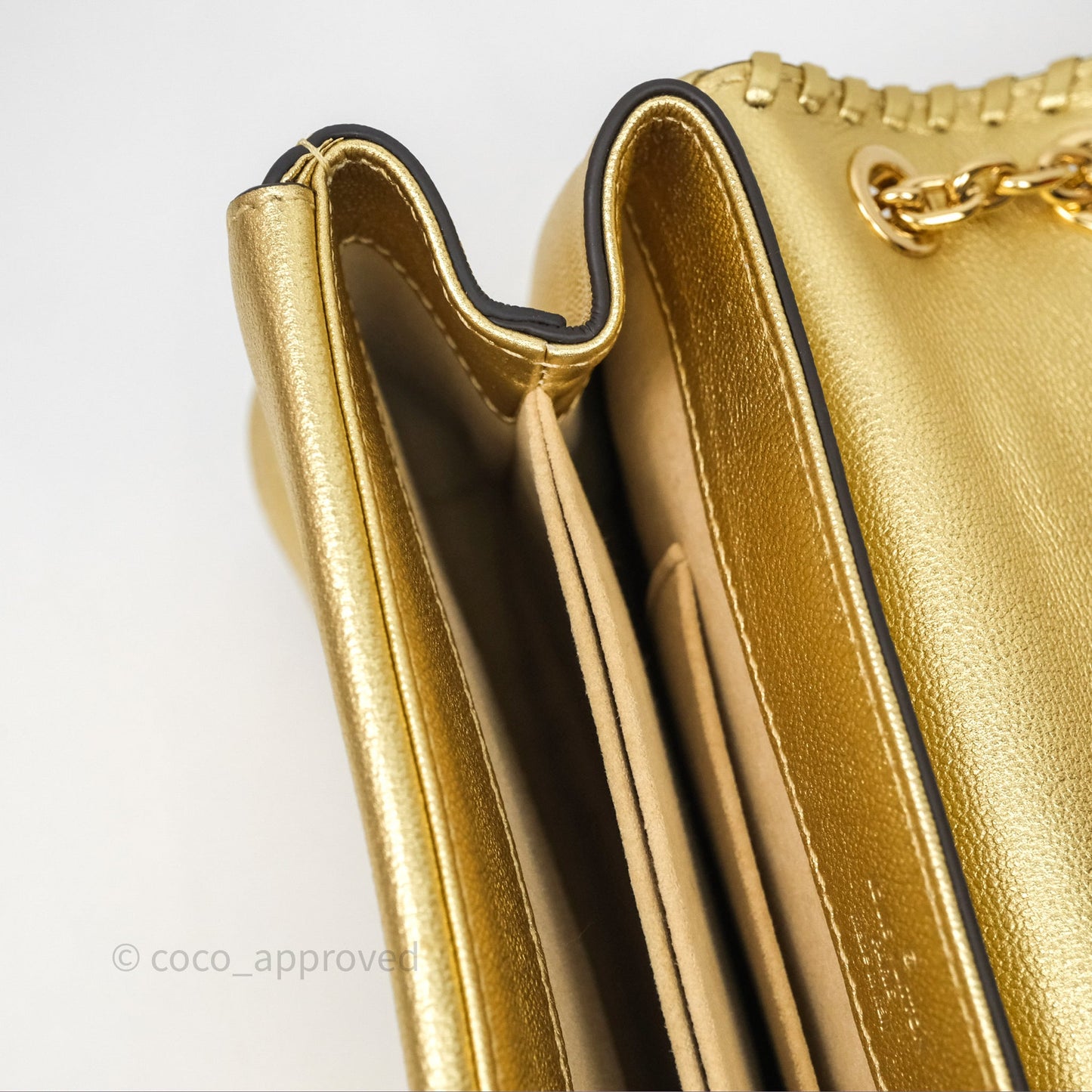 Louis Vuitton Very Chain Gold Bag Gold Hardware