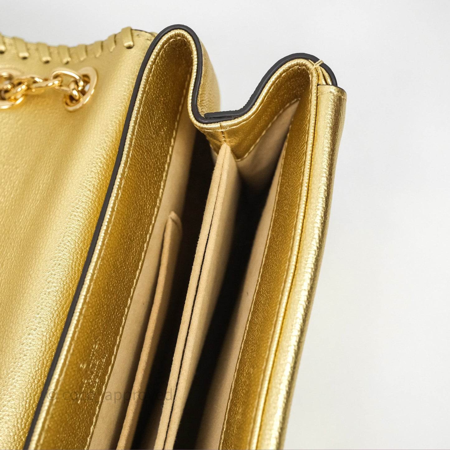 Louis Vuitton Very Chain Gold Bag Gold Hardware