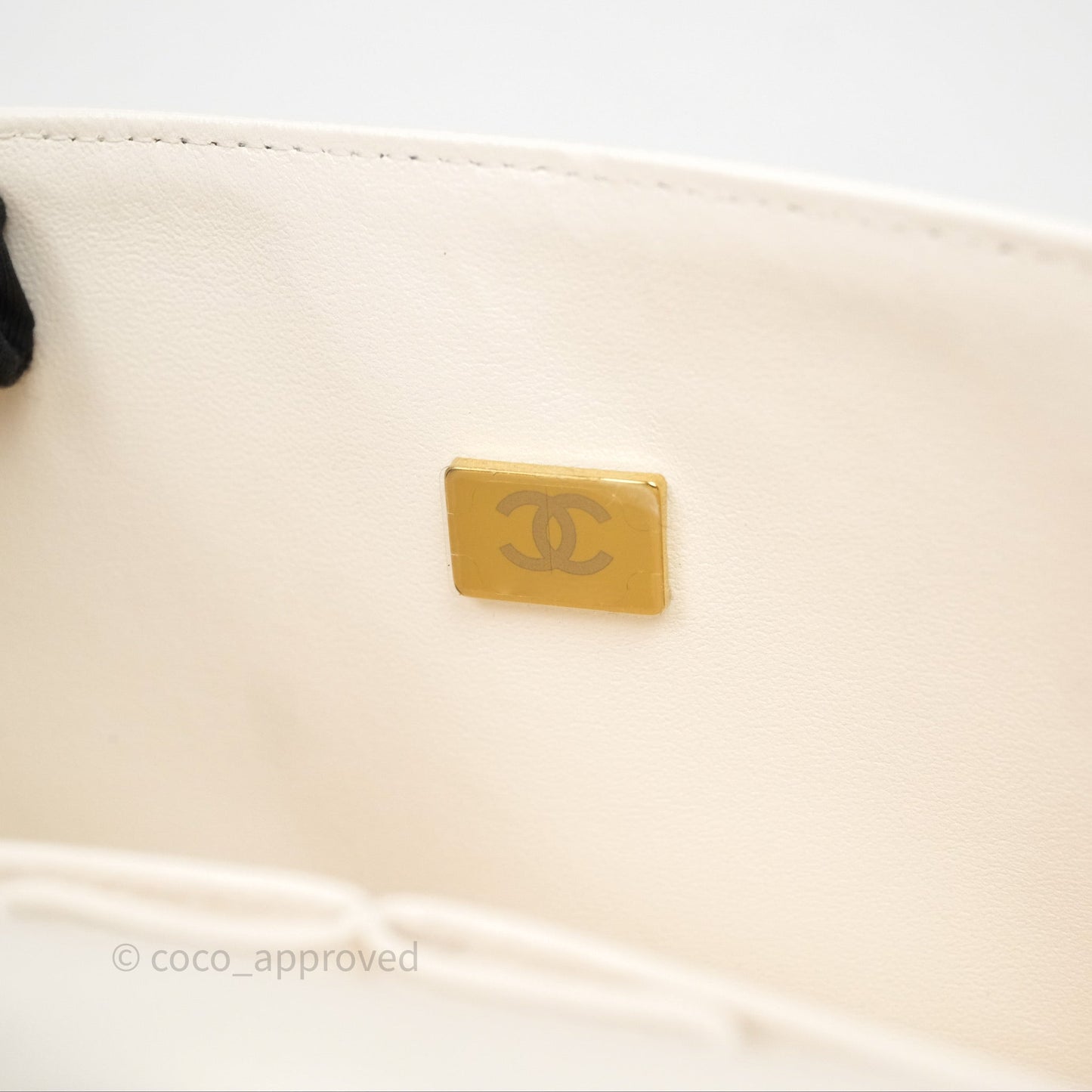 Chanel S/M Small Classic Flap Quilted Ivory White Caviar Gold Hardware