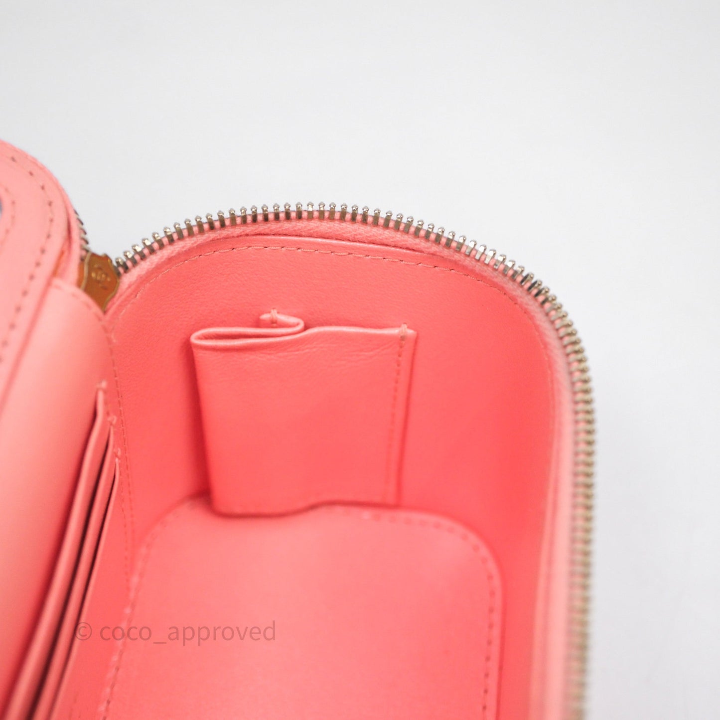 Chanel Quilted Vanity With Chain Pink Gold Hardware