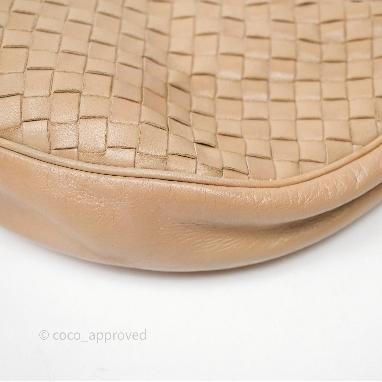 Bottega Veneta Vintage Intrecciato Lambskin Shoulder Bag Beige