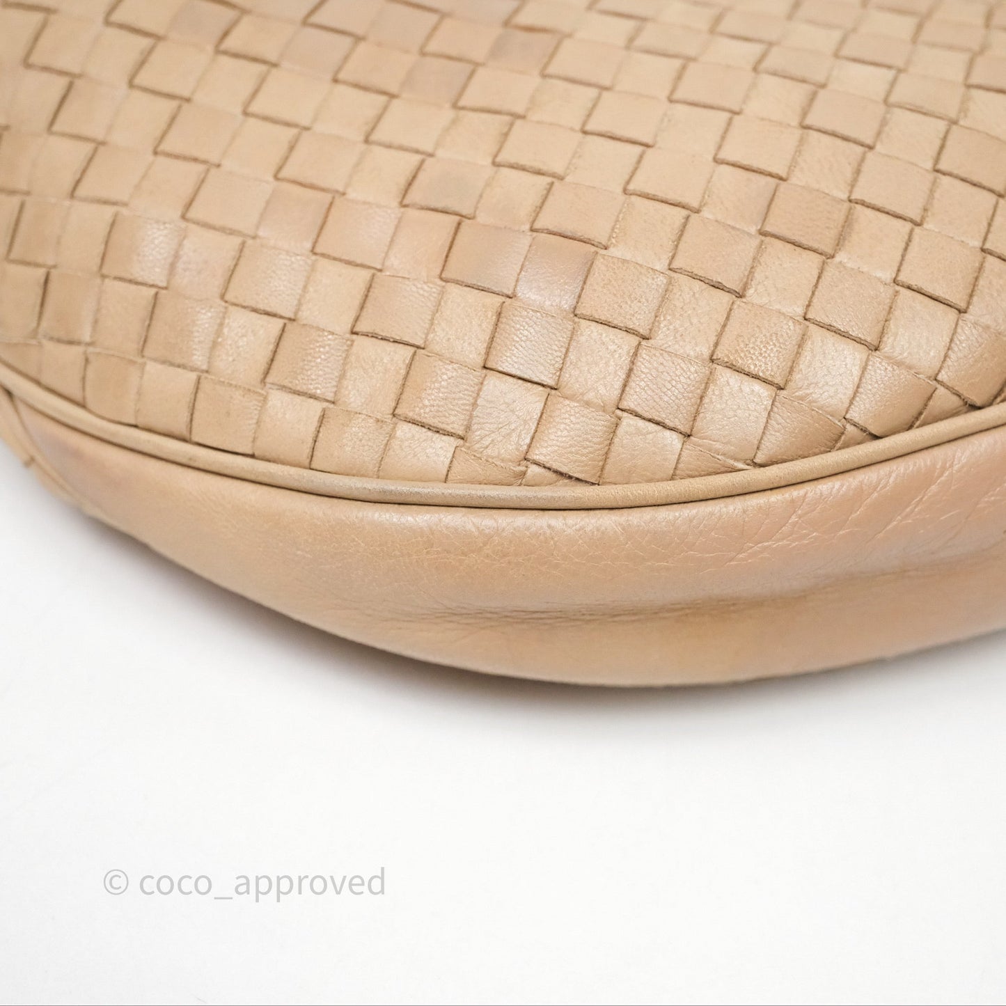 Bottega Veneta Vintage Intrecciato Lambskin Shoulder Bag Beige