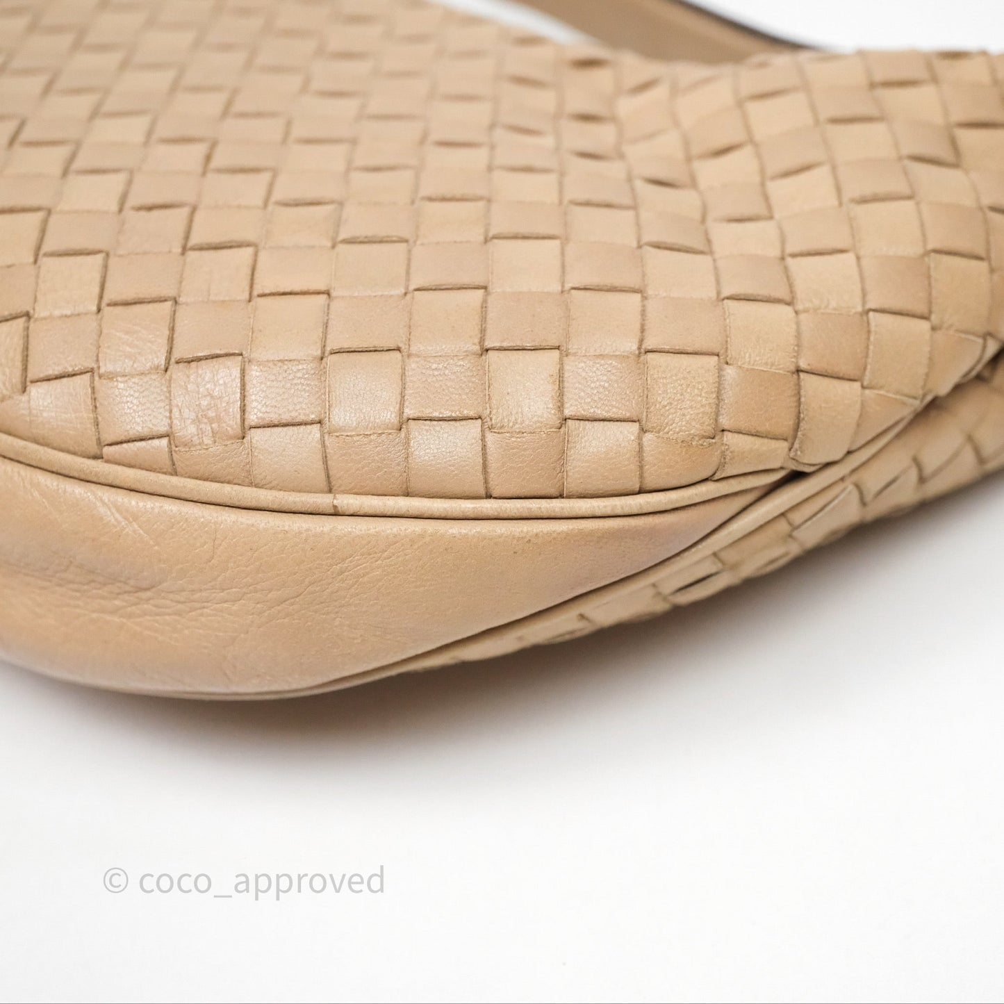 Bottega Veneta Vintage Intrecciato Lambskin Shoulder Bag Beige