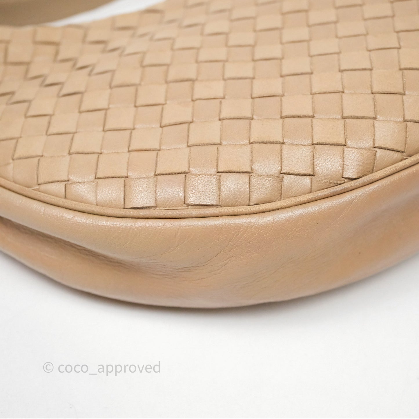 Bottega Veneta Vintage Intrecciato Lambskin Shoulder Bag Beige