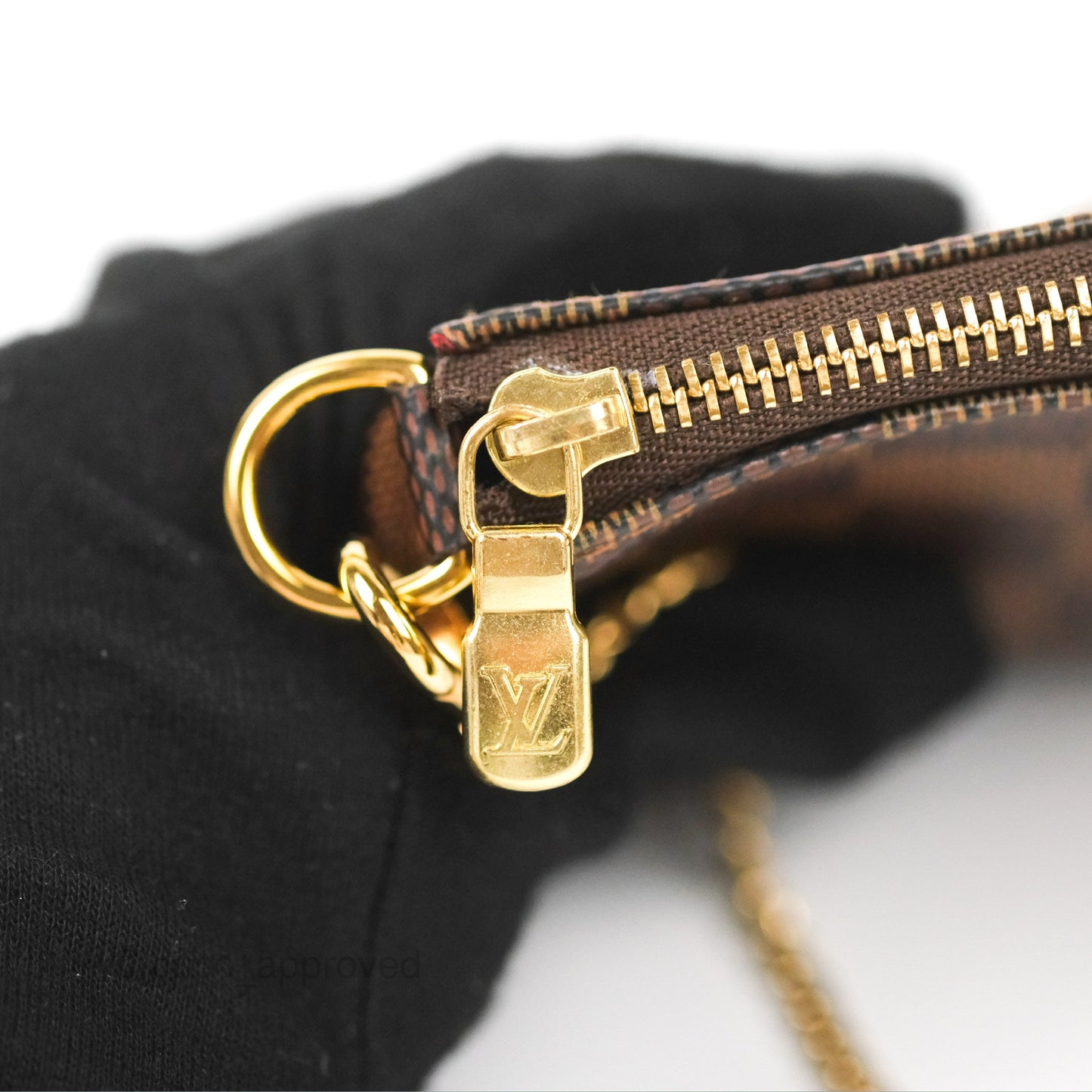 Louis Vuitton Mini Pochette Accessories Damier Ebene