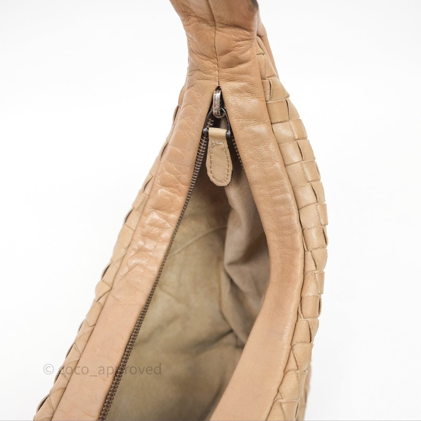 Bottega Veneta Vintage Intrecciato Lambskin Shoulder Bag Beige