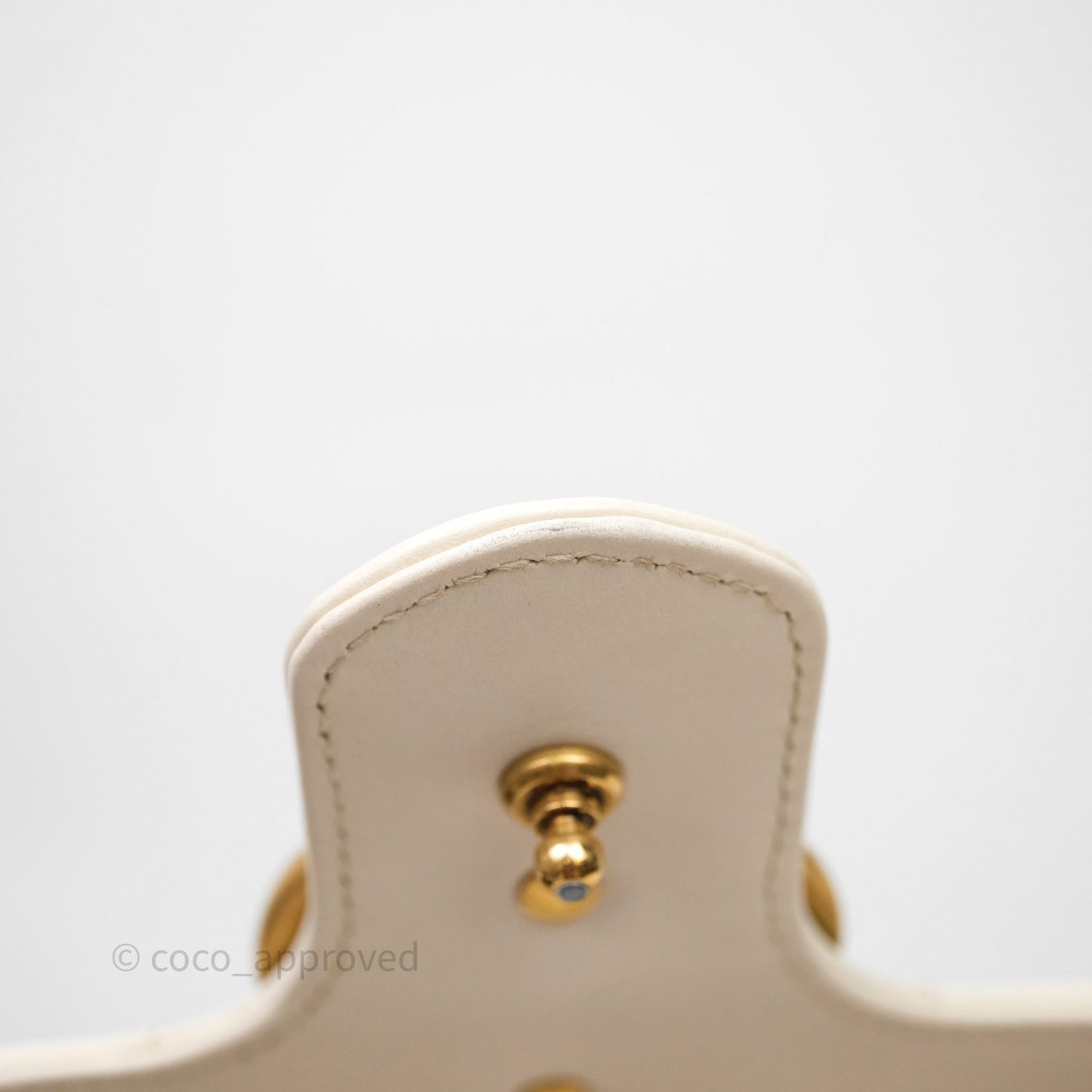 Gucci GG Marmont Matelassé Leather Small Bag White