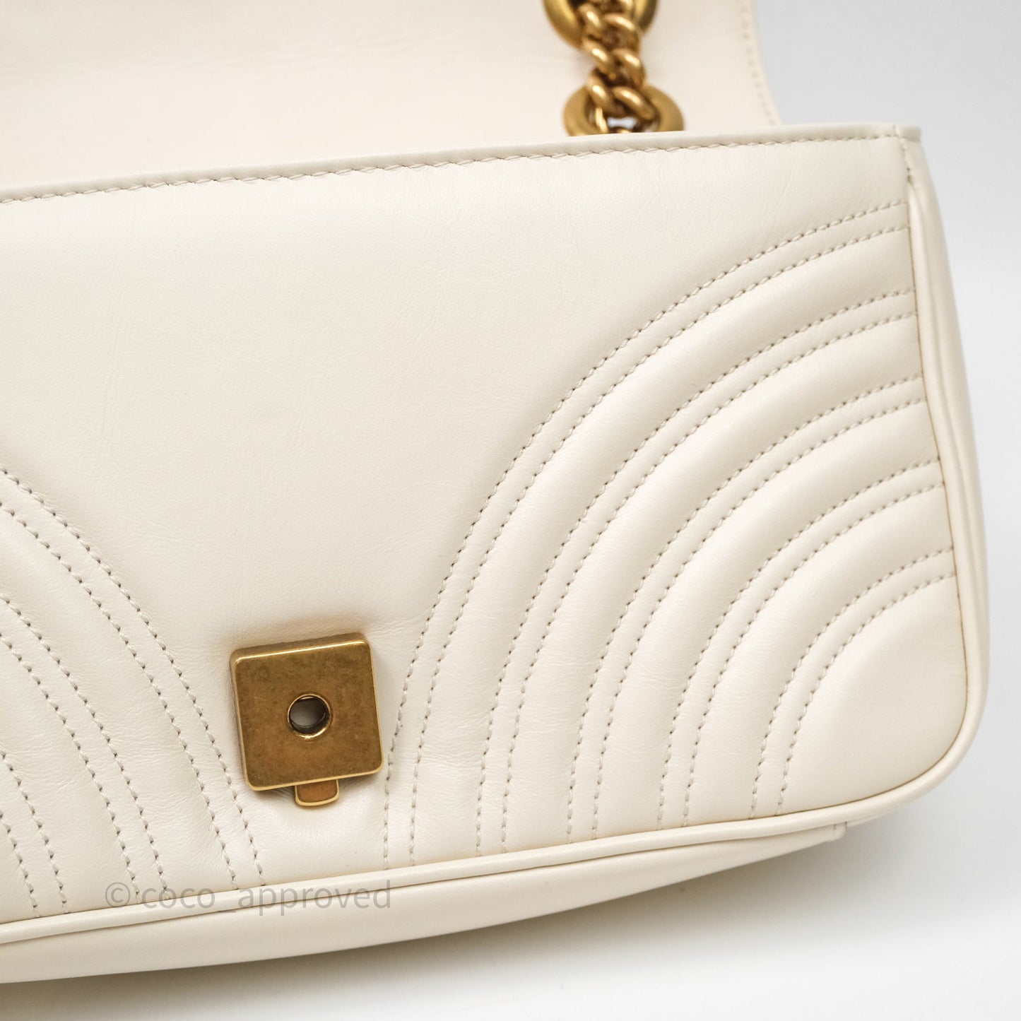 Gucci GG Marmont Matelassé Leather Small Bag White
