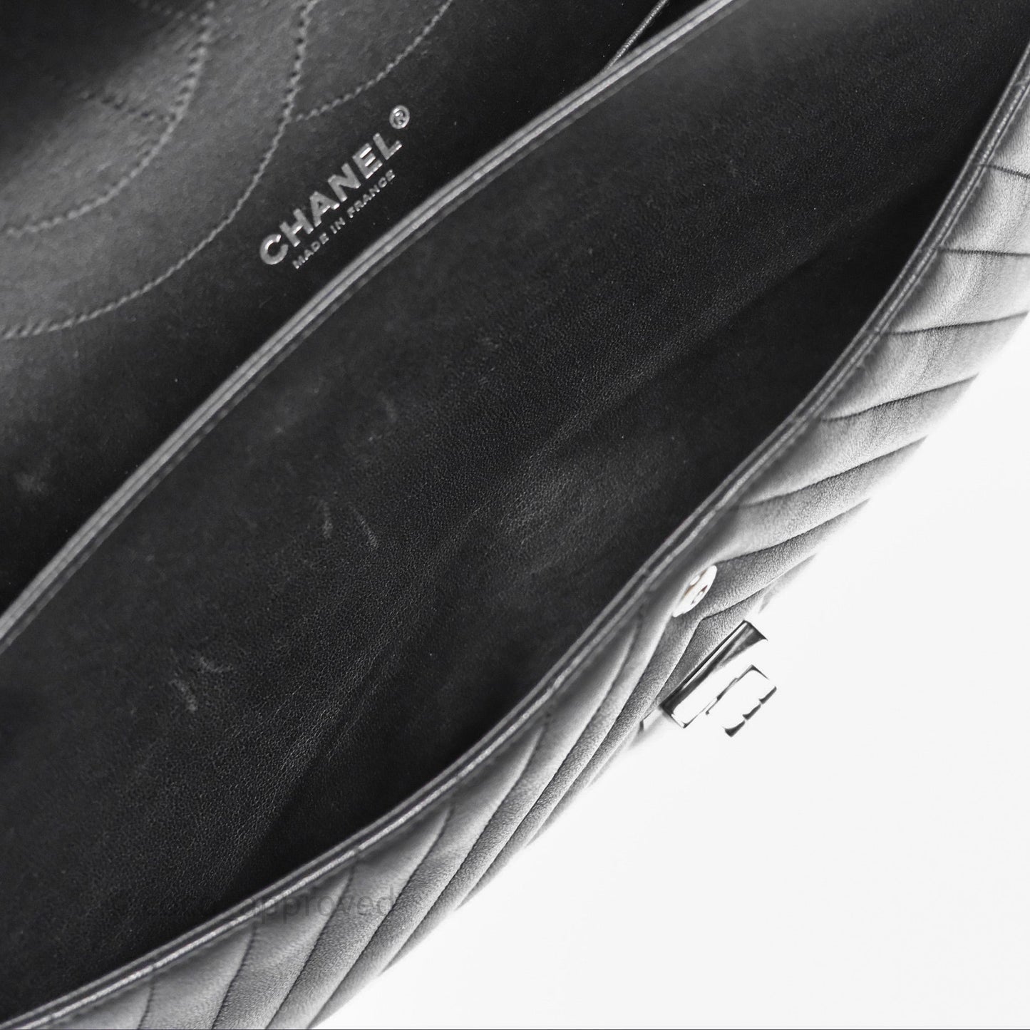 Chanel Reissue 227 Chevron So Black Calfskin