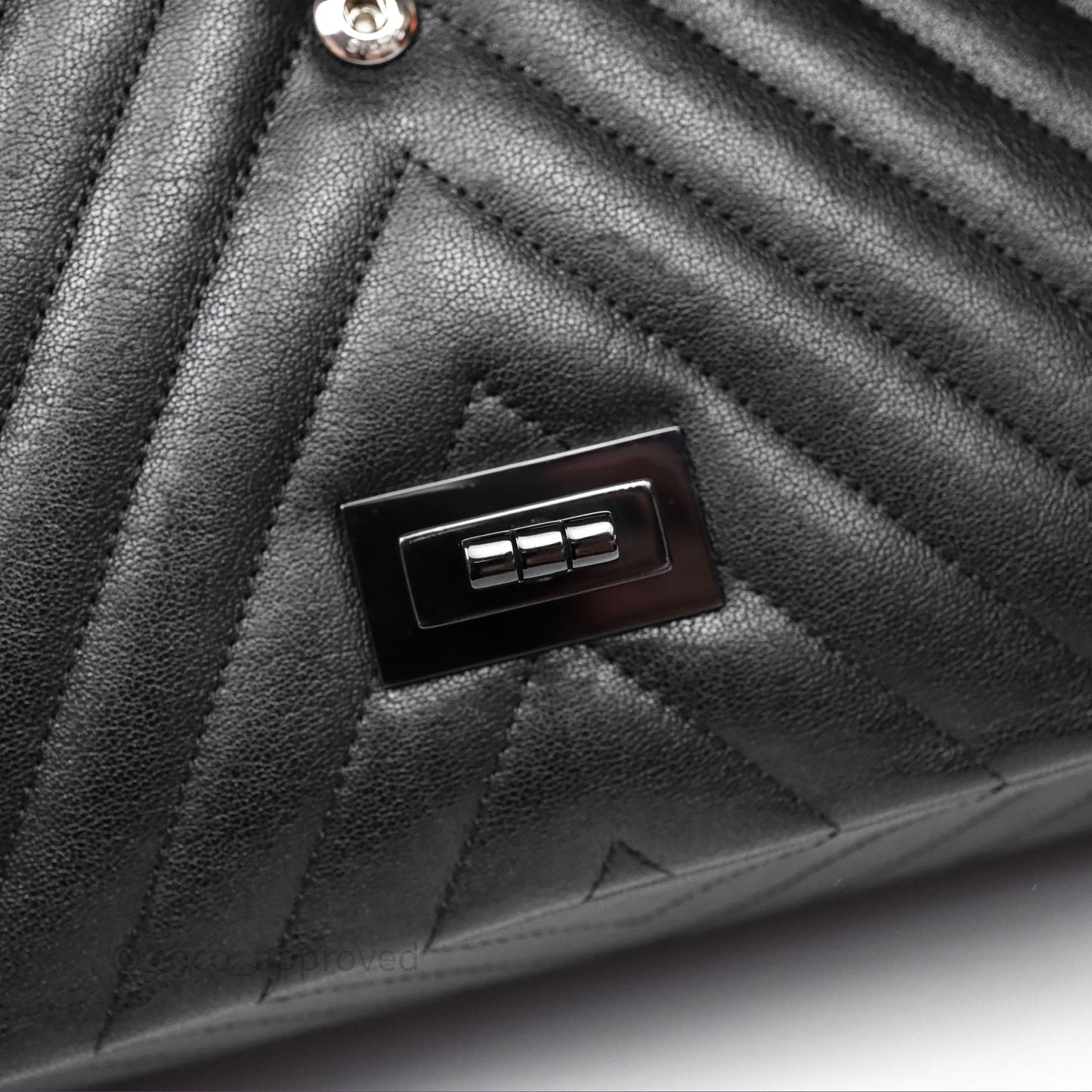 Chanel Reissue 227 Chevron So Black Calfskin