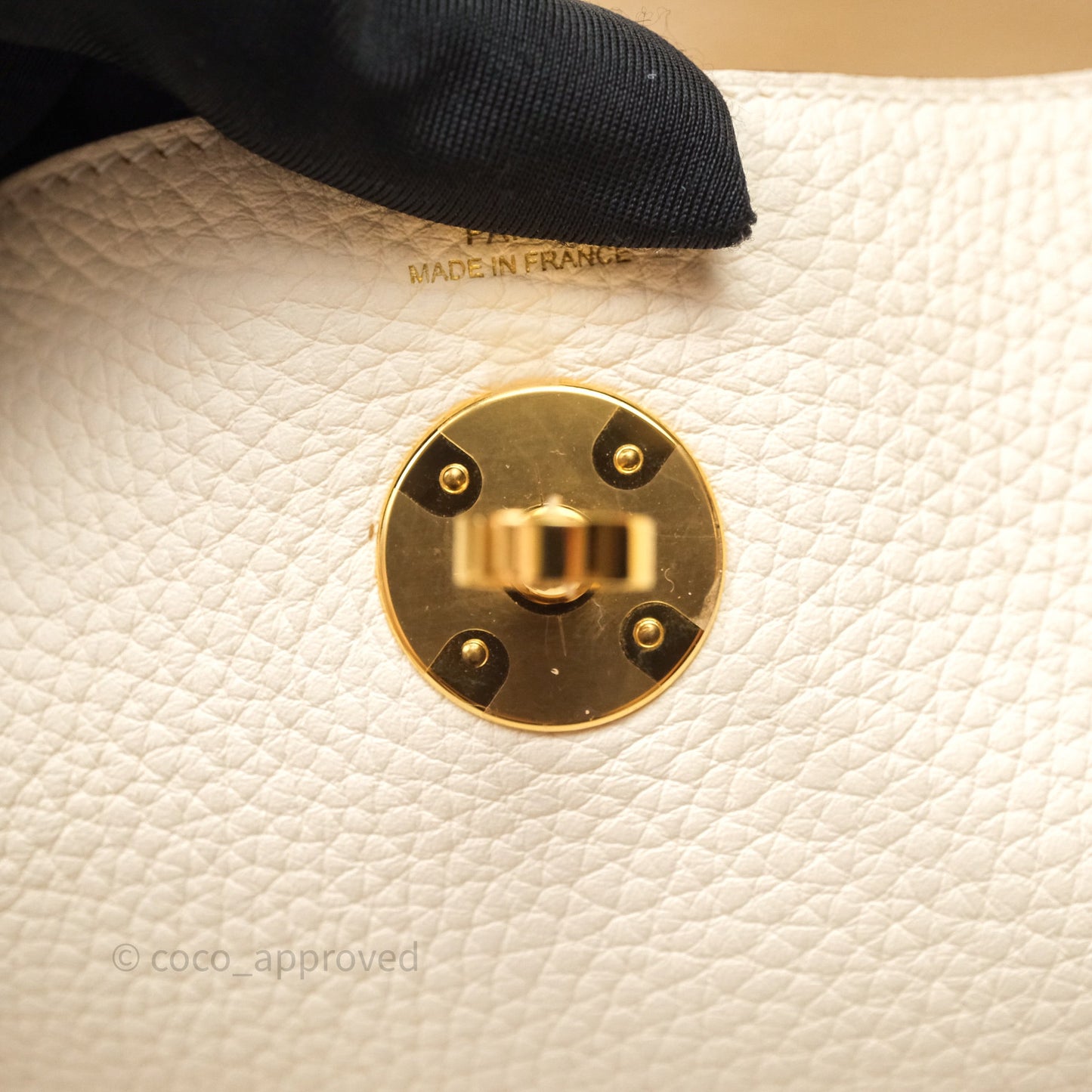 Hermès Lindy 26 Nata I2 Taurillon Clemence Gold Hardware