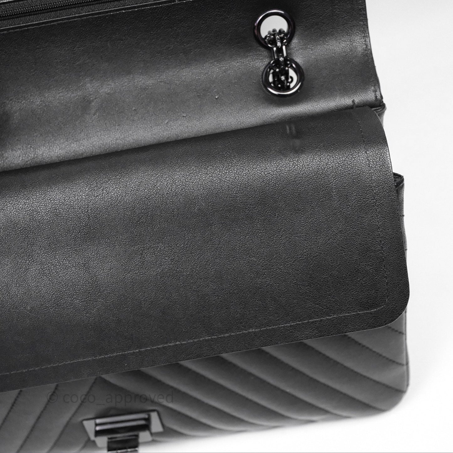 Chanel Reissue 227 Chevron So Black Calfskin