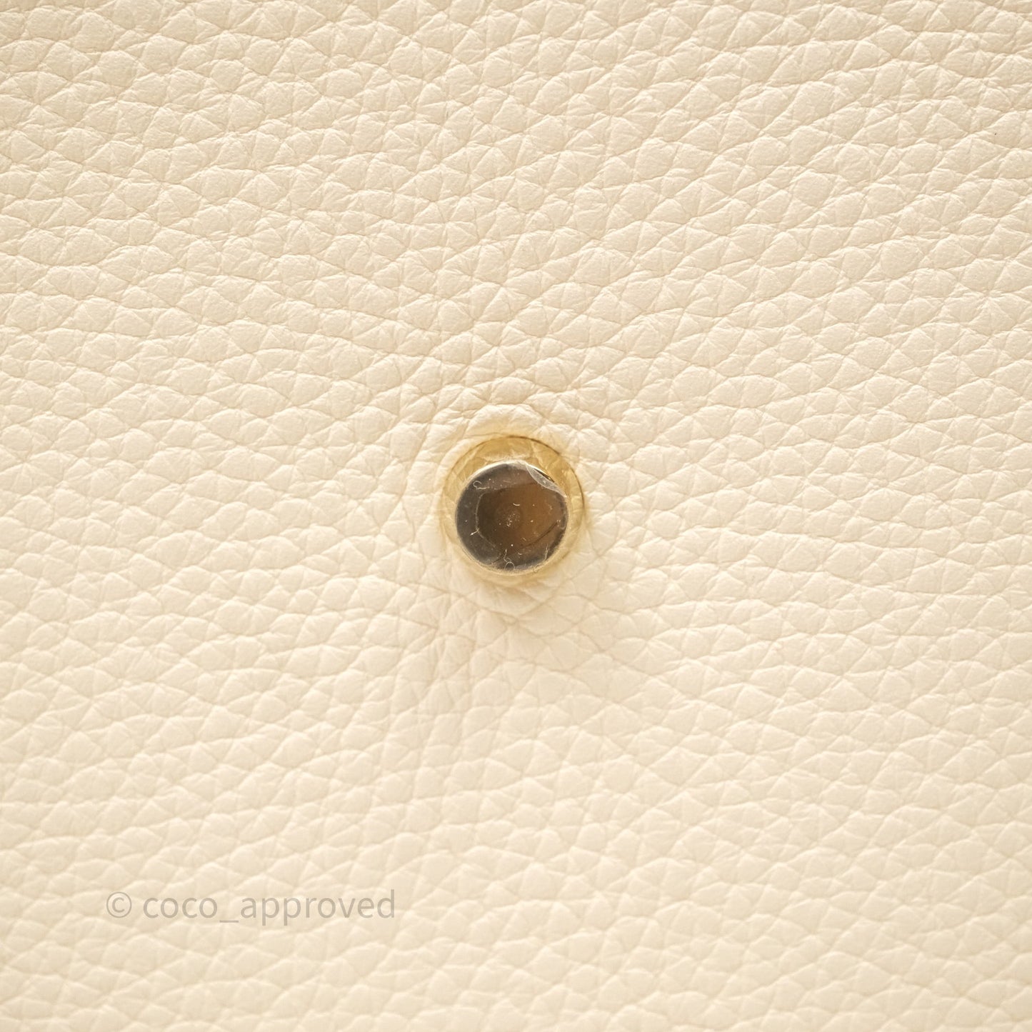 Hermès Lindy 26 Nata I2 Taurillon Clemence Gold Hardware