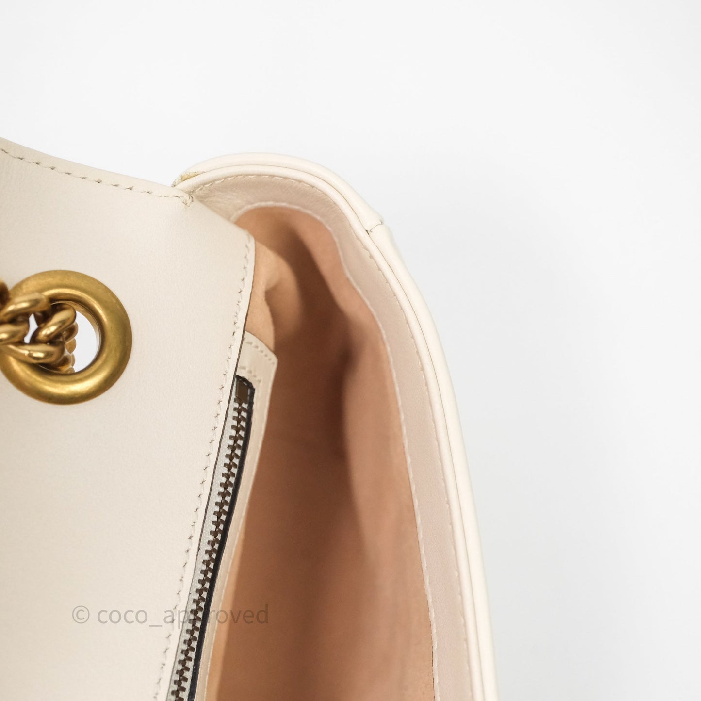 Gucci GG Marmont Matelassé Leather Small Bag White