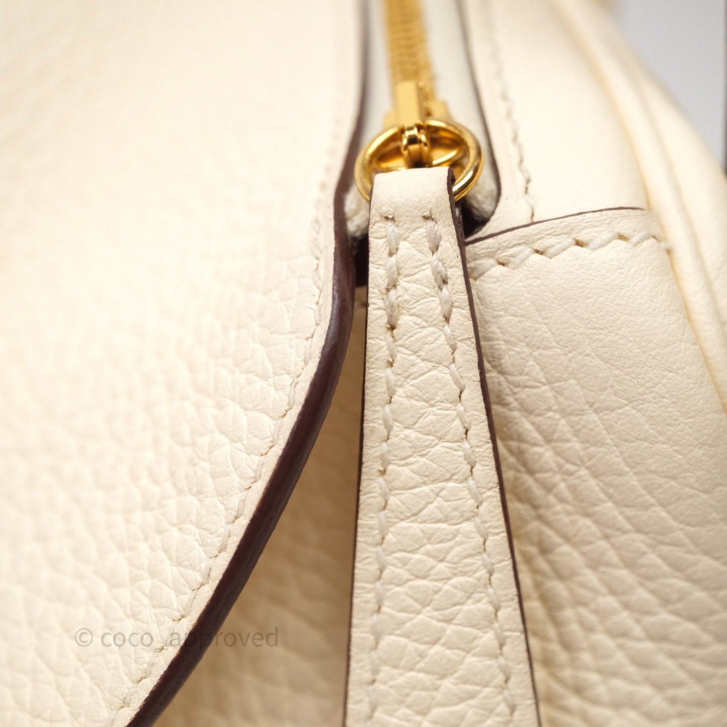 Hermès Lindy 26 Nata I2 Taurillon Clemence Gold Hardware