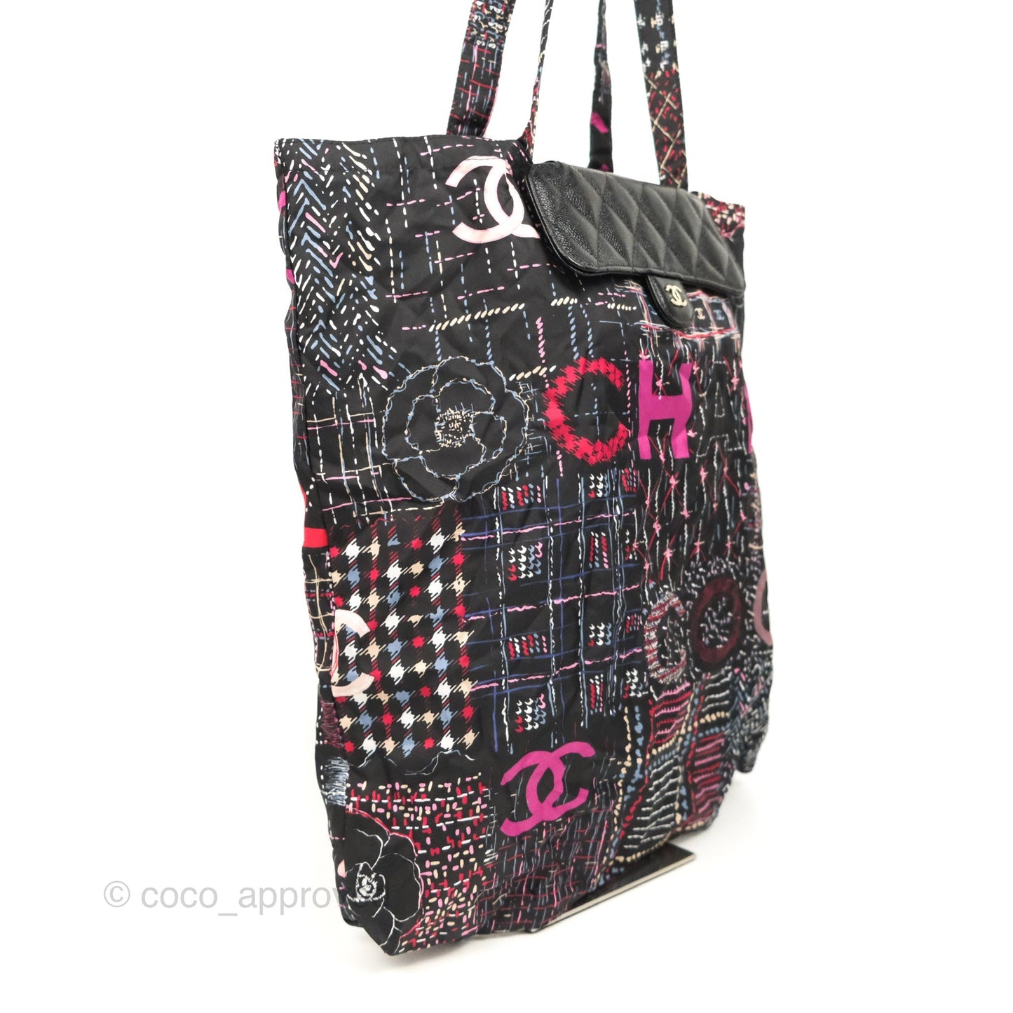 Chanel Foldable Tote Bag Clutch With Chain Black Multicolor Gold Hardware