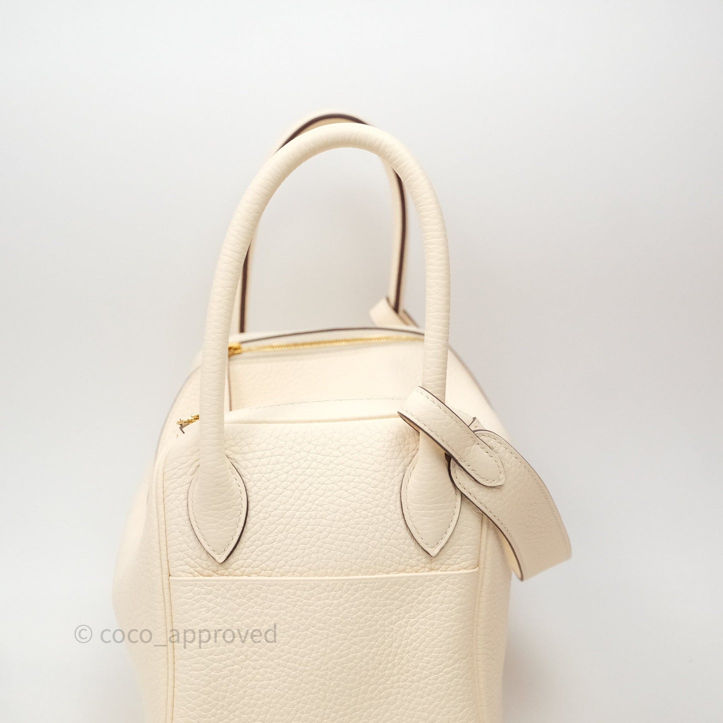 Hermès Lindy 26 Nata I2 Taurillon Clemence Gold Hardware