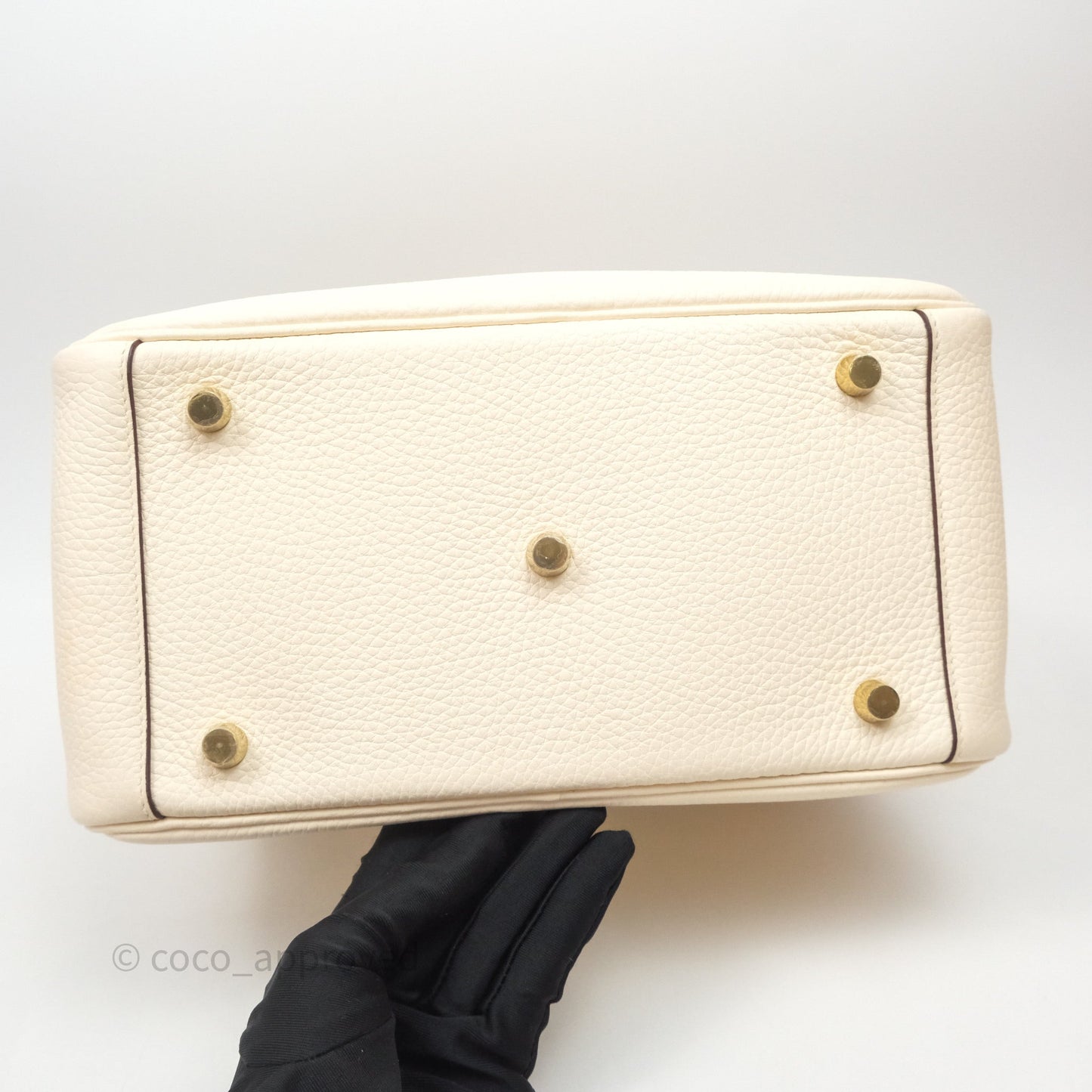 Hermès Lindy 26 Nata I2 Taurillon Clemence Gold Hardware