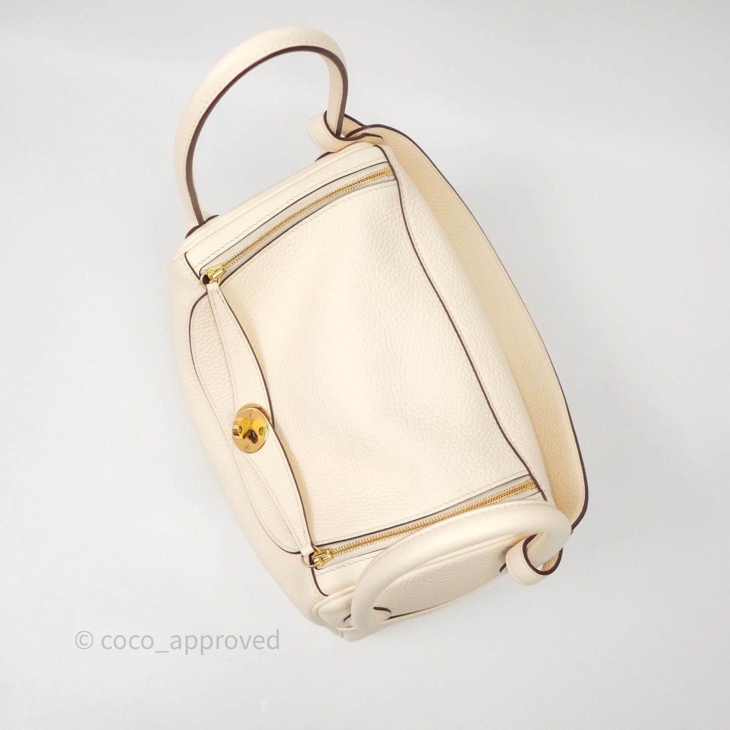 Hermès Lindy 26 Nata I2 Taurillon Clemence Gold Hardware
