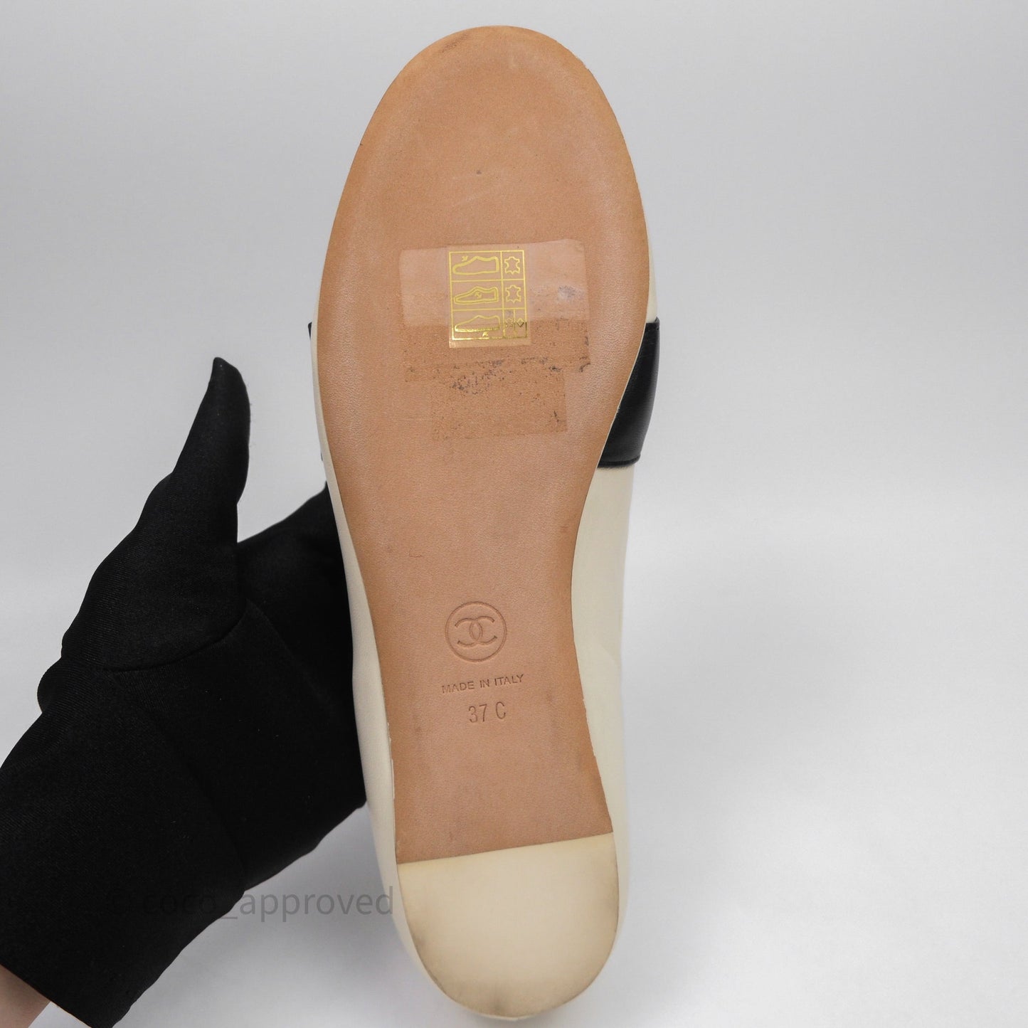 Chanel CC White/Black Loafers Size 37