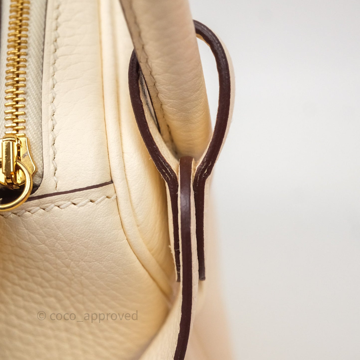 Hermès Lindy 26 Nata I2 Taurillon Clemence Gold Hardware