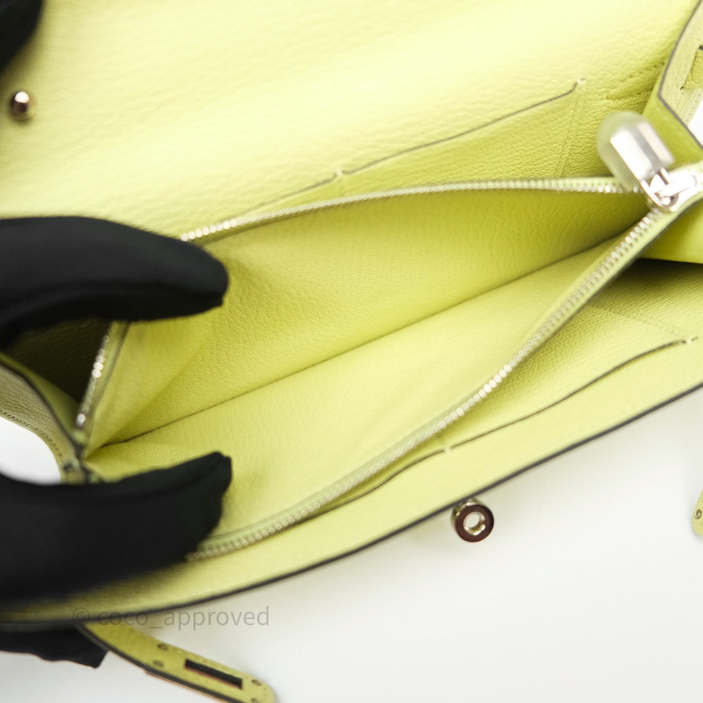 Hermès Kelly To Go Wallet Jaune Bourgeon R9 Chevre Mysore Palladium Hardware