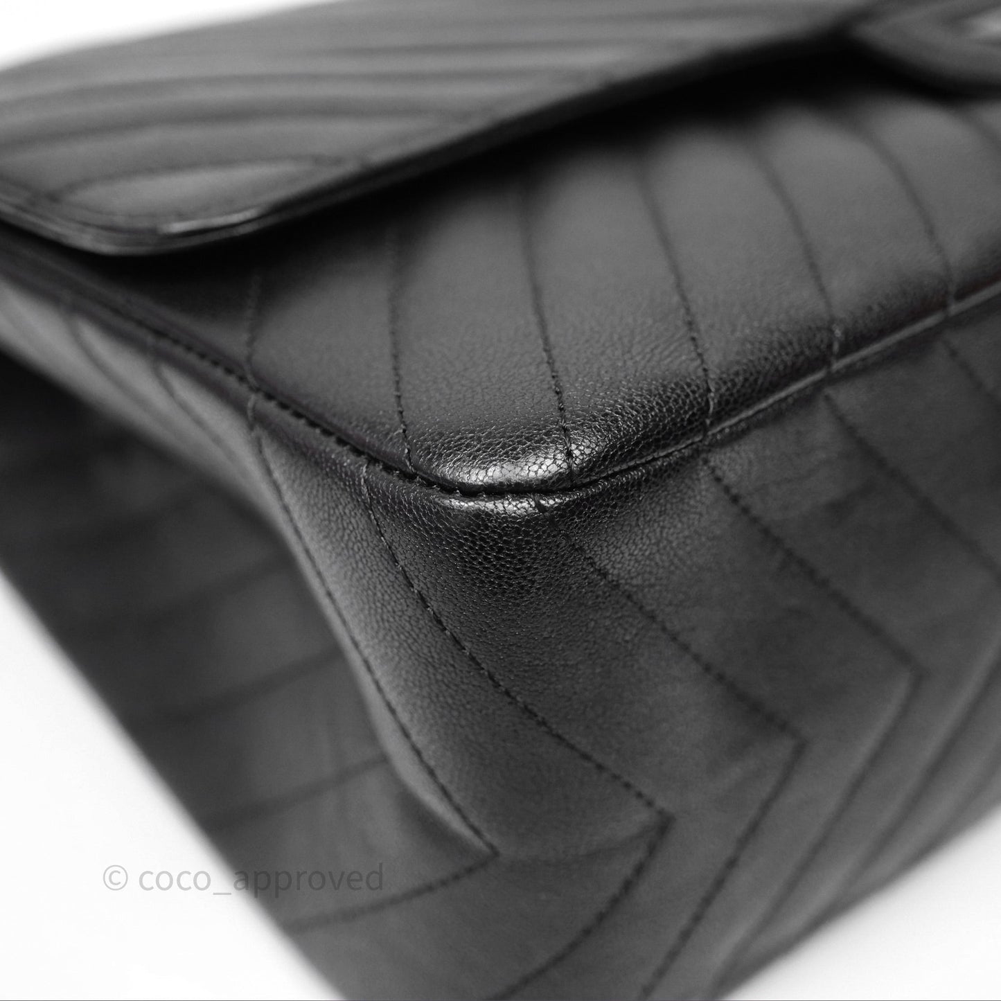 Chanel Reissue 227 Chevron So Black Calfskin