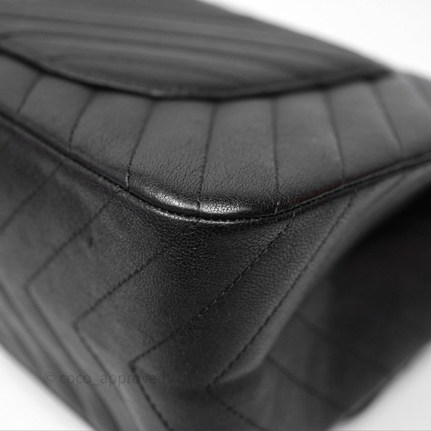 Chanel Reissue 227 Chevron So Black Calfskin