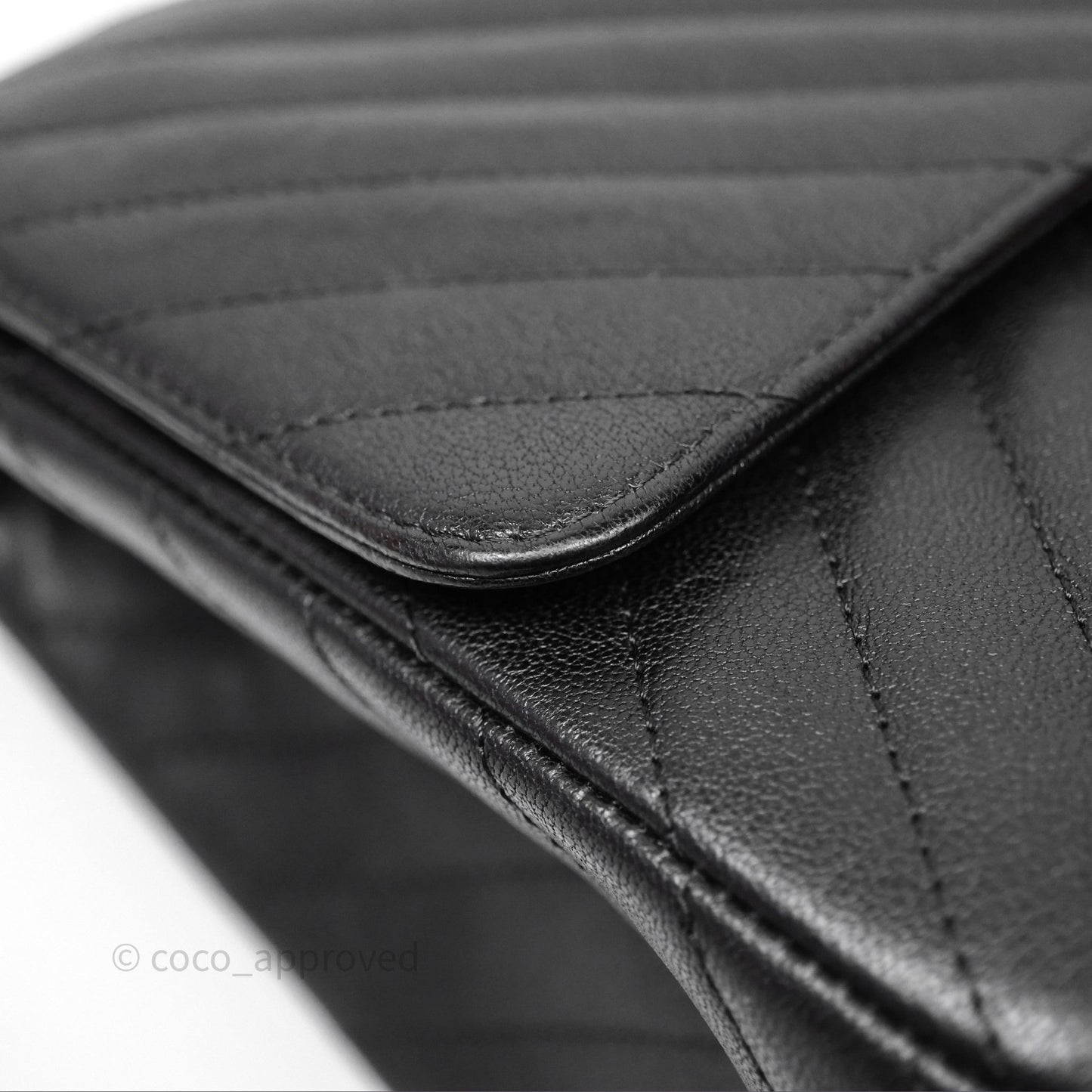 Chanel Reissue 227 Chevron So Black Calfskin