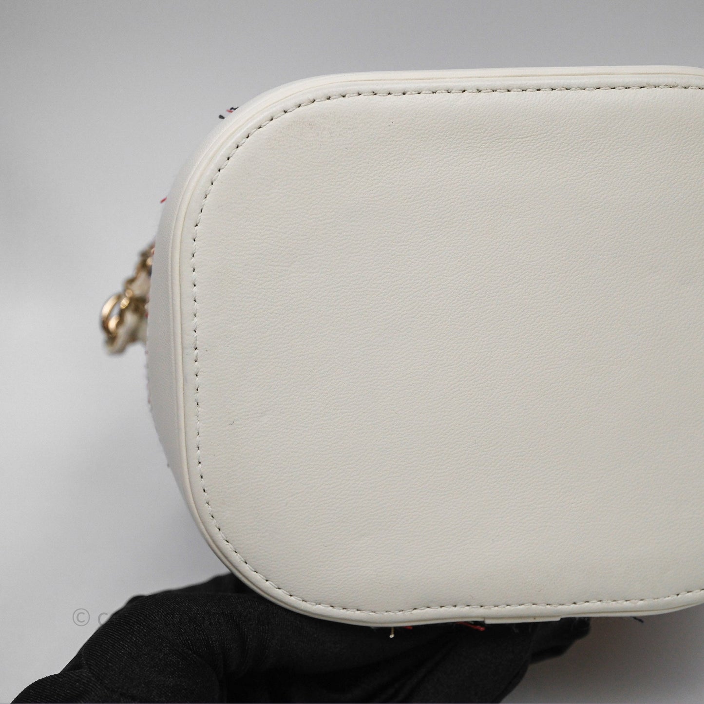 Chanel Round Vanity Clutch With Chain White Tweed Gold Hardware