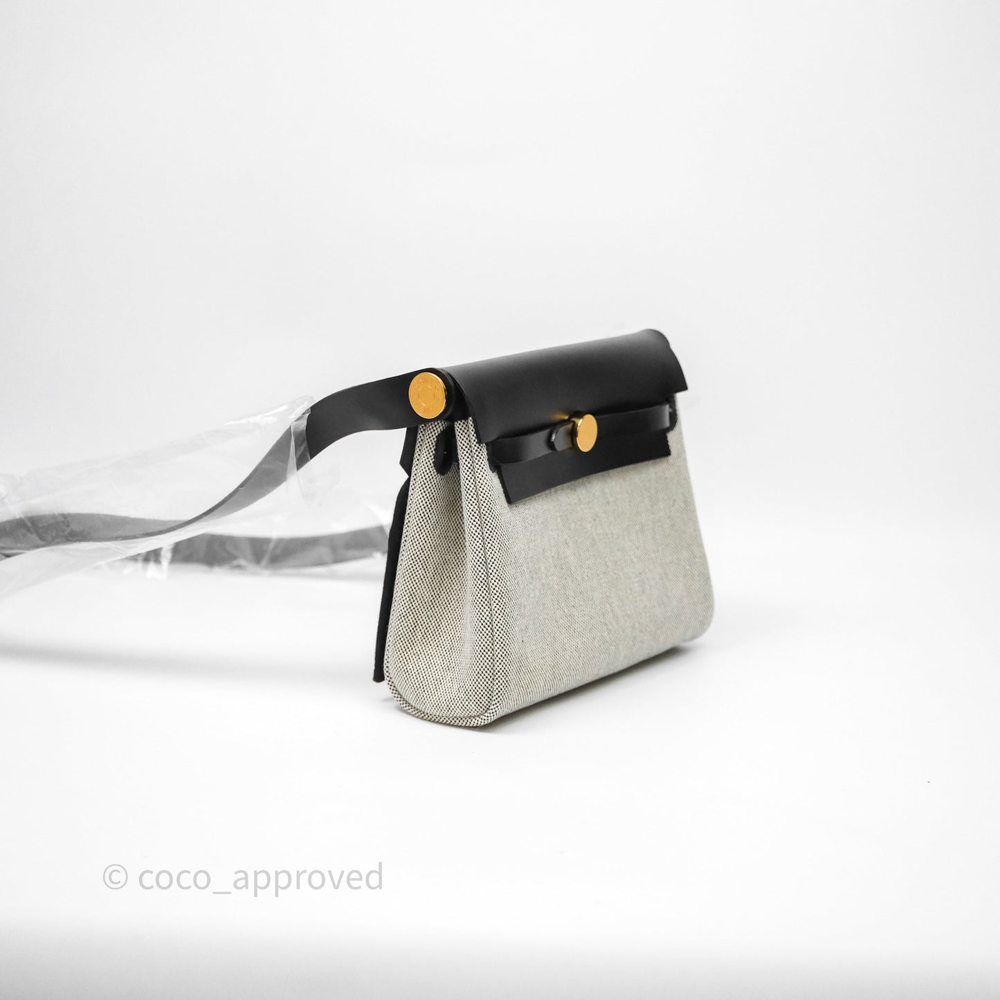 Hermès Herbag Zip 20 Mini Ecru-Noir Canvas Gold Hardware